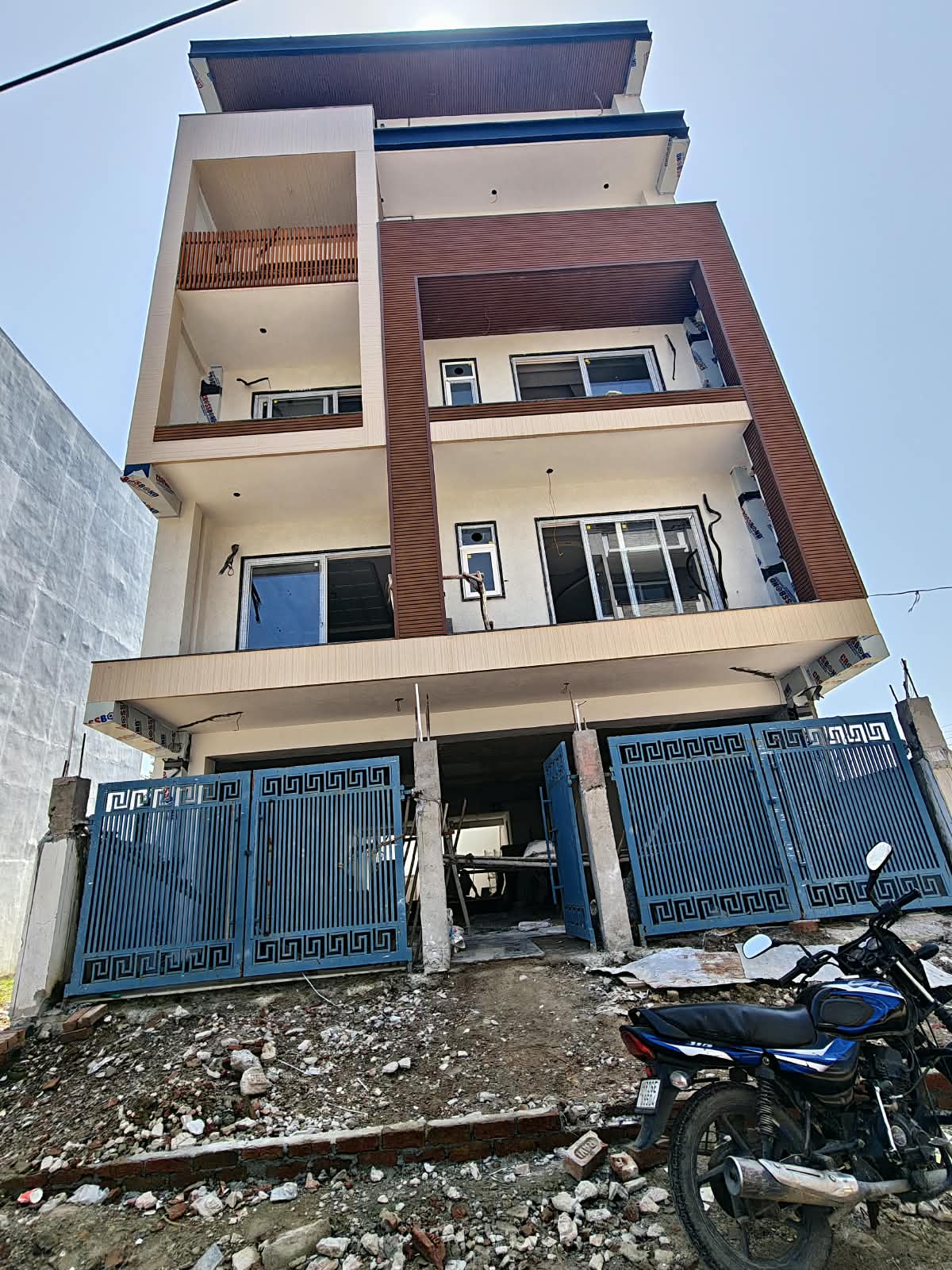 3 BHK Builder Floor, Sector 9, Gurgaon