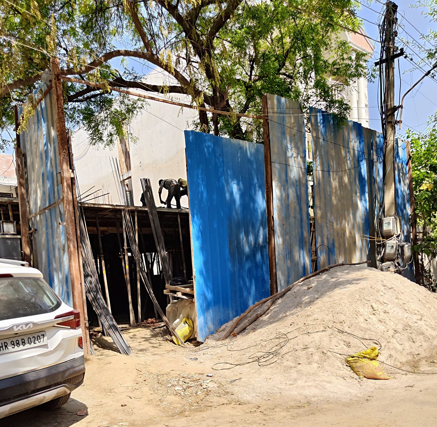 DLF Phase 2, Block J