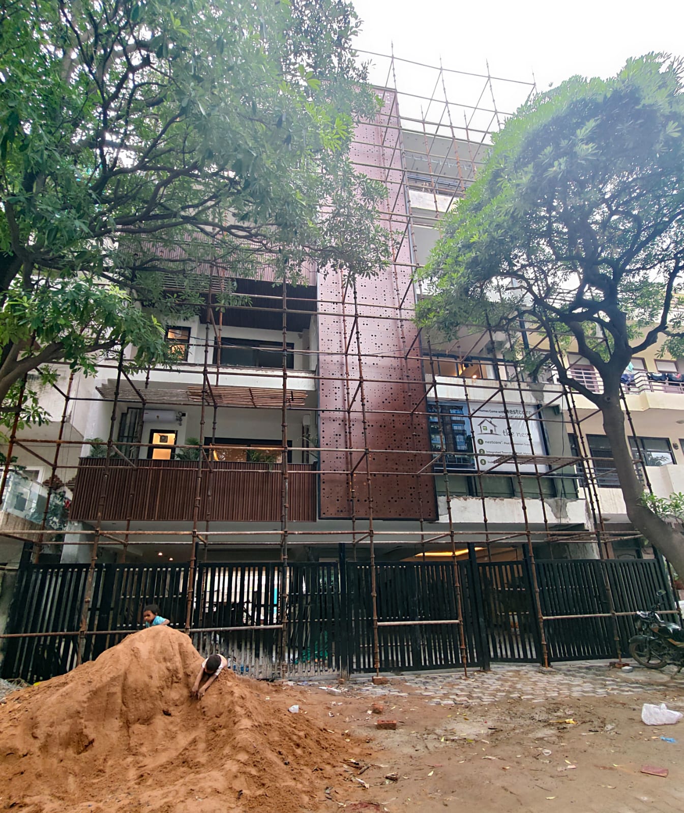 4 BHK Builder Floor, Ardee City, Gurgaon