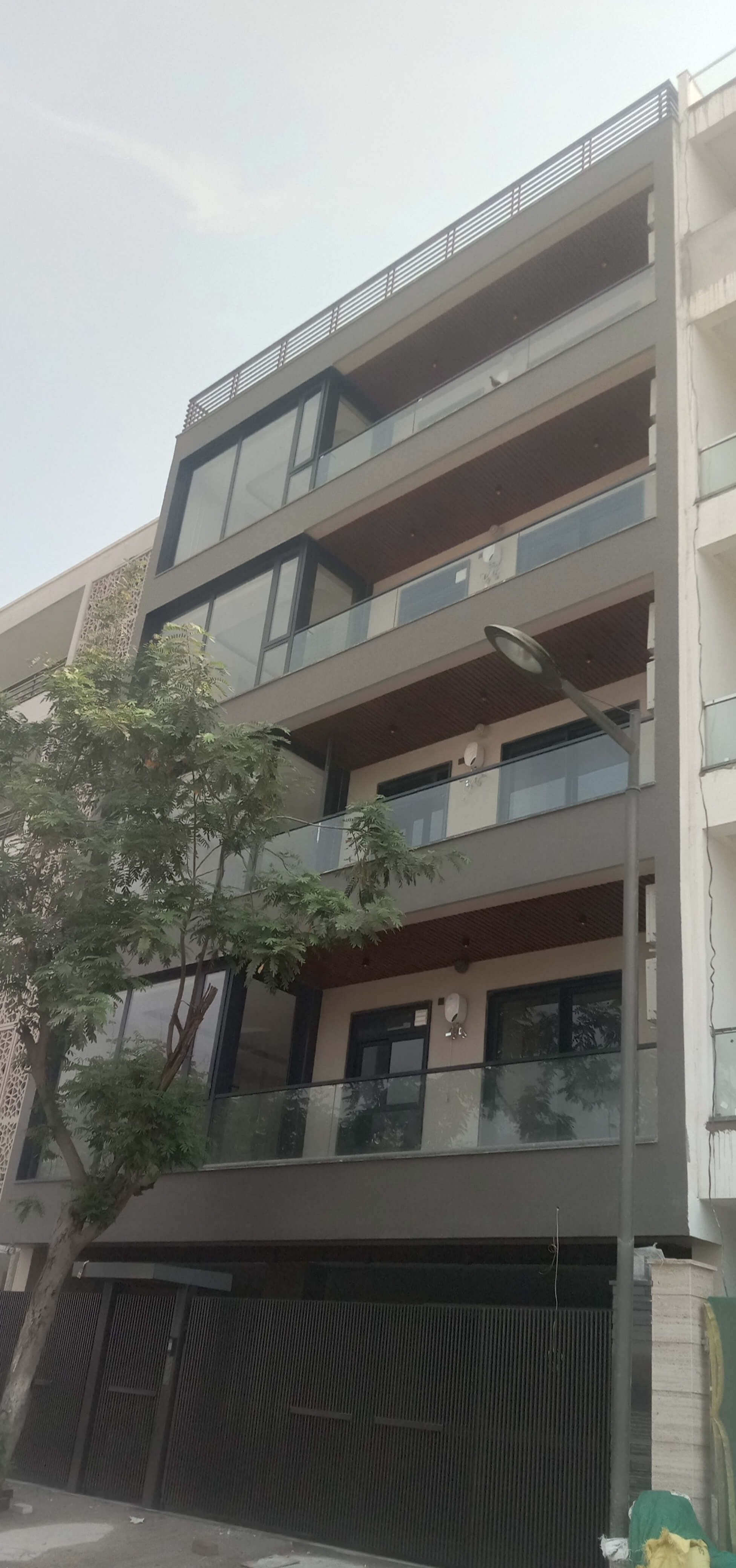 DLF Alameda