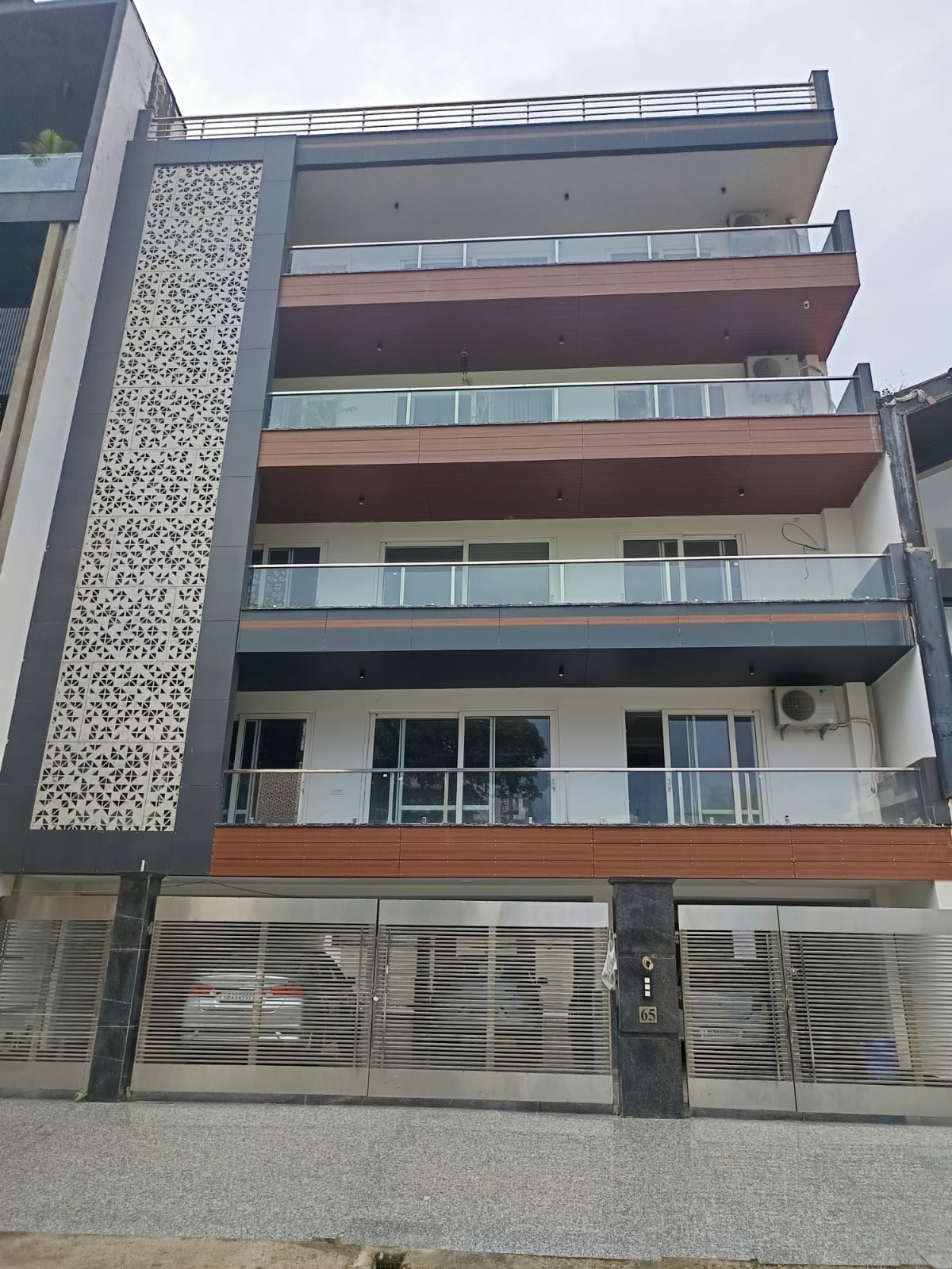 Rosewood City, Block C