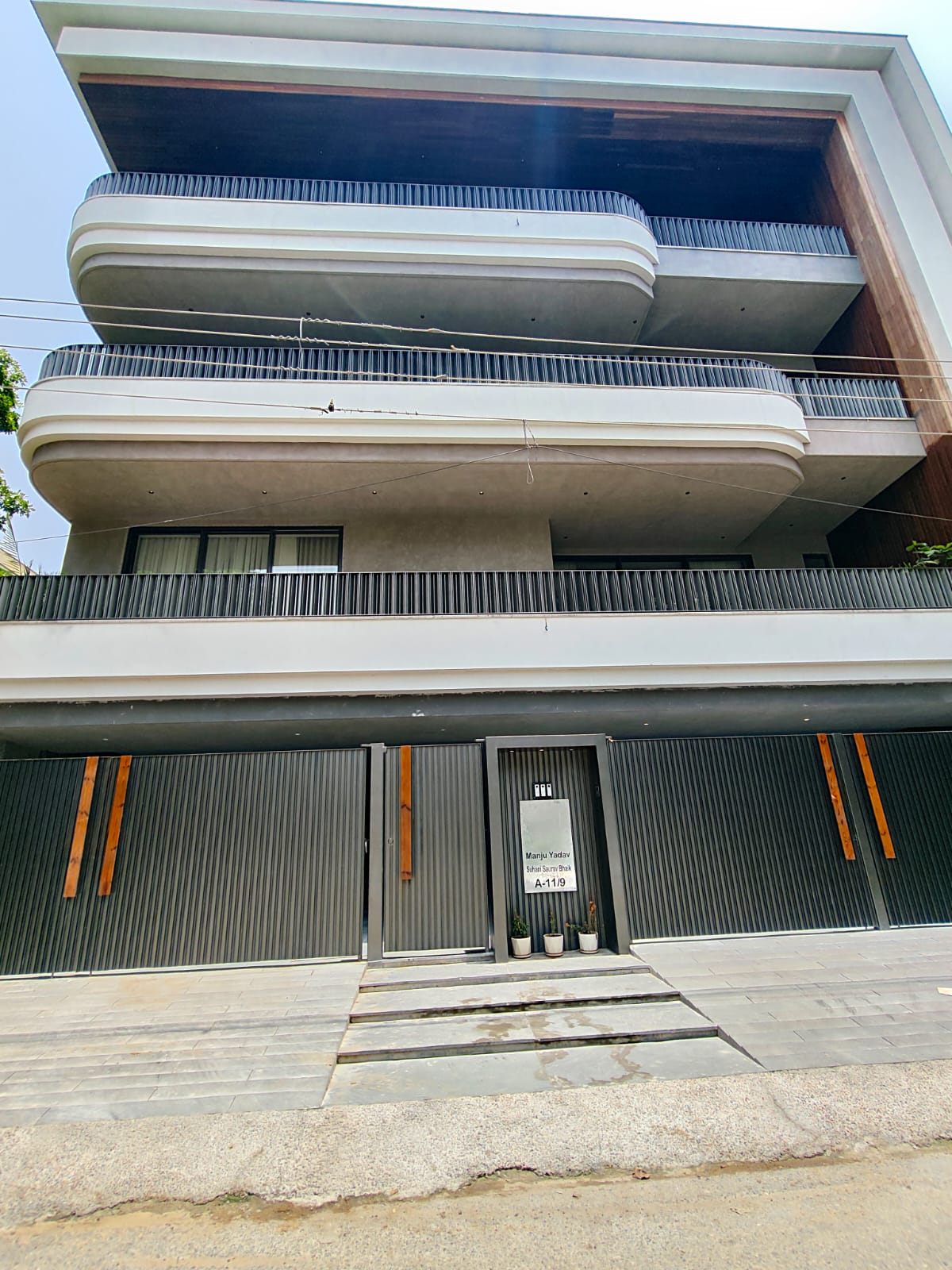 4 BHK Builder Floor, DLF Phase 1, Block A, Gurgaon