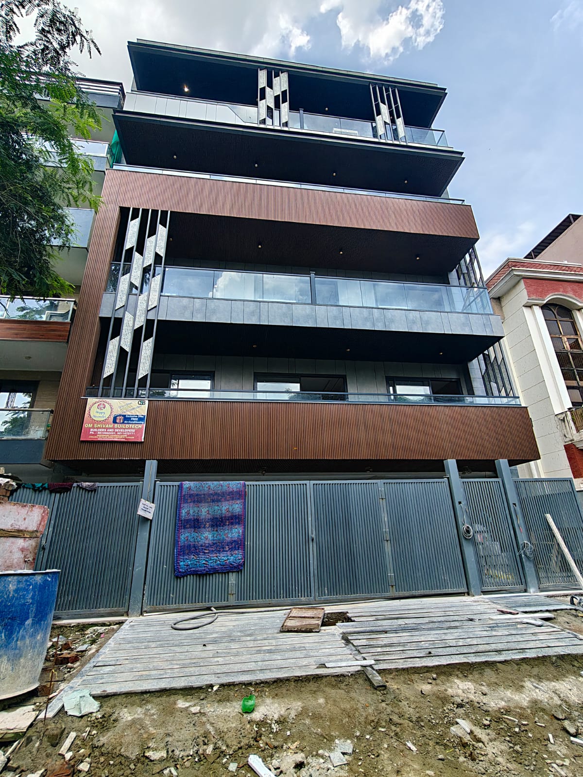 4 BHK Builder Floor, Palam Vihar, Block J, Gurgaon