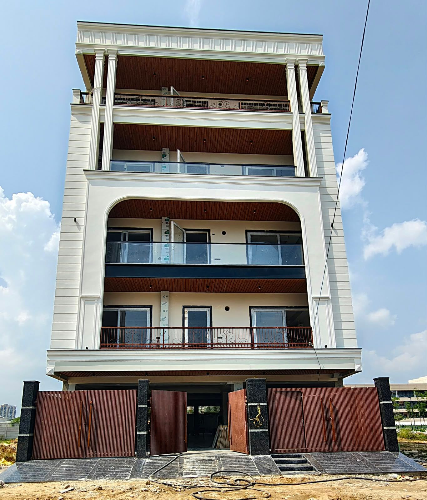 4 BHK Builder Floor, Sector 82A, Gurgaon