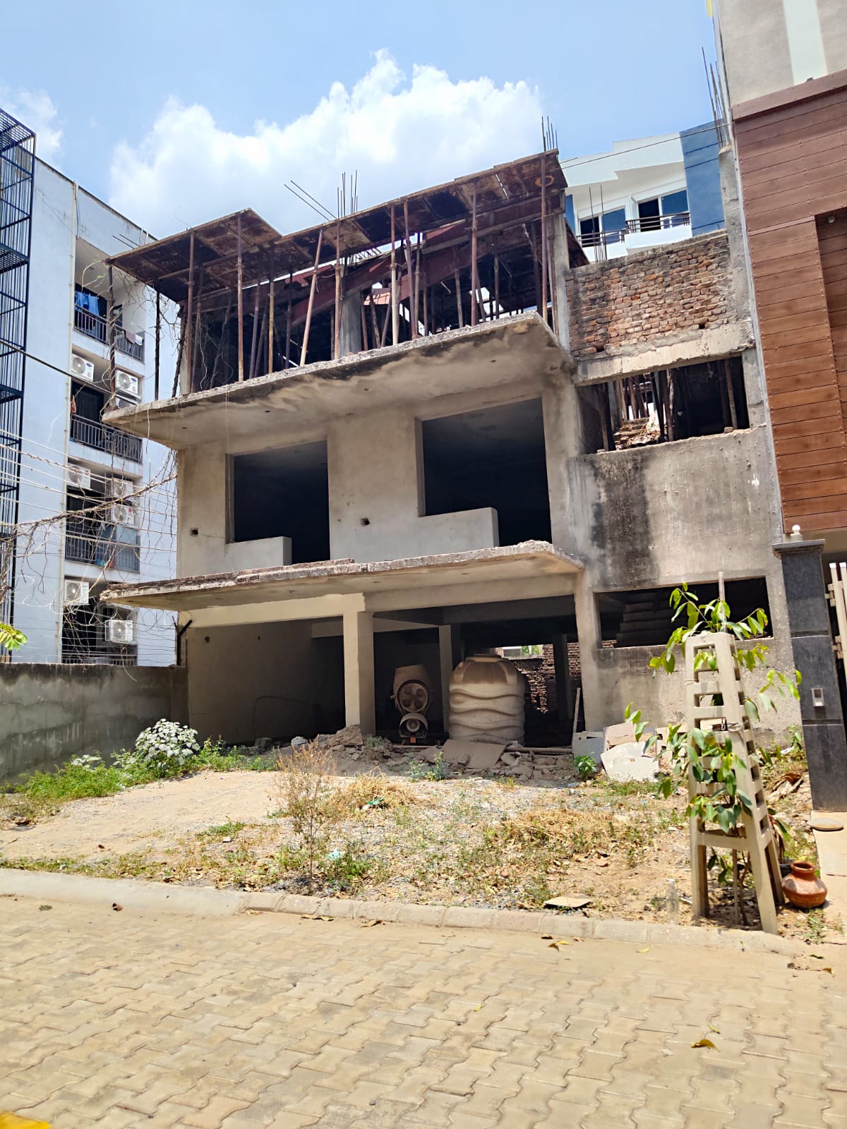 Vipul World, Block D