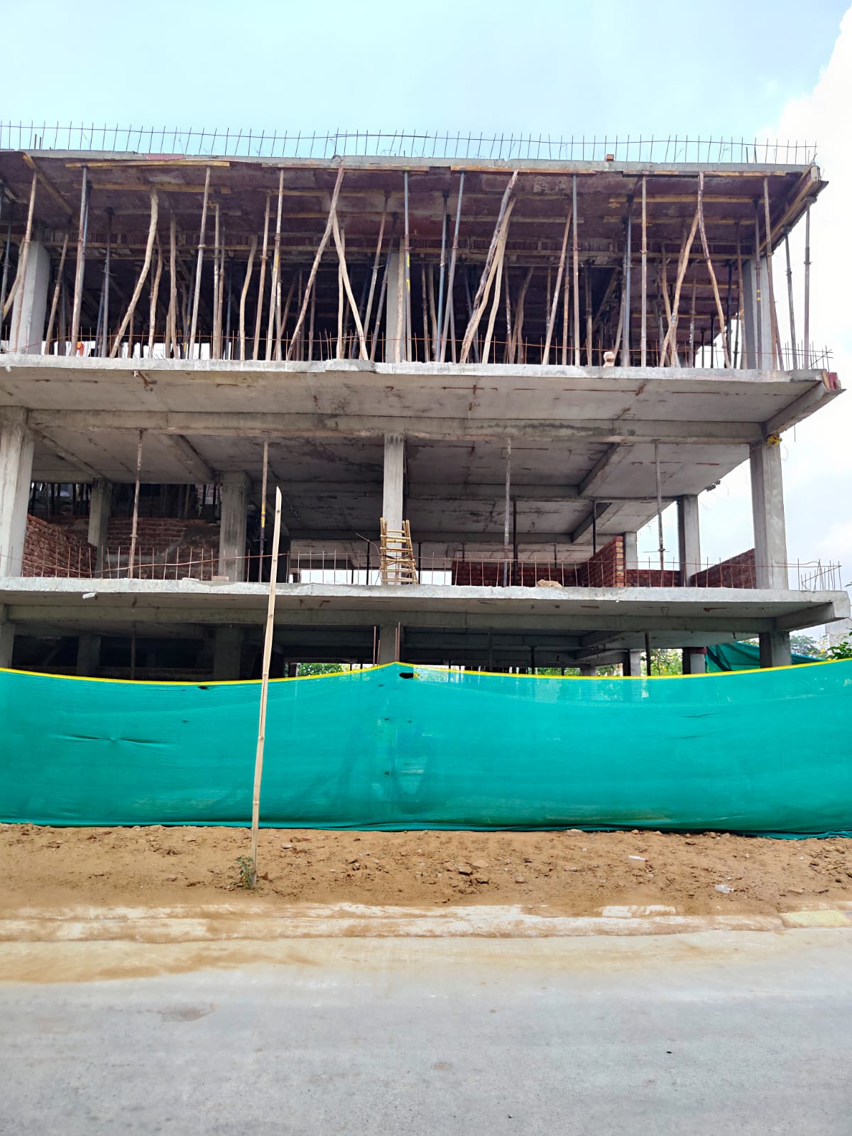 Orris Woodview Residencies