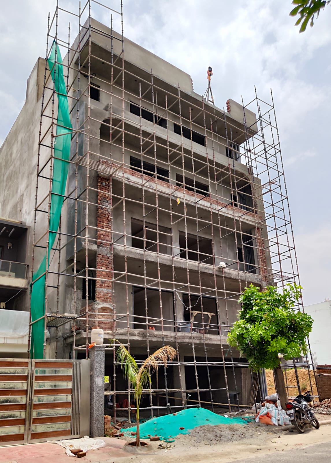 4 BHK Builder Floor, Sector 83, Gurgaon