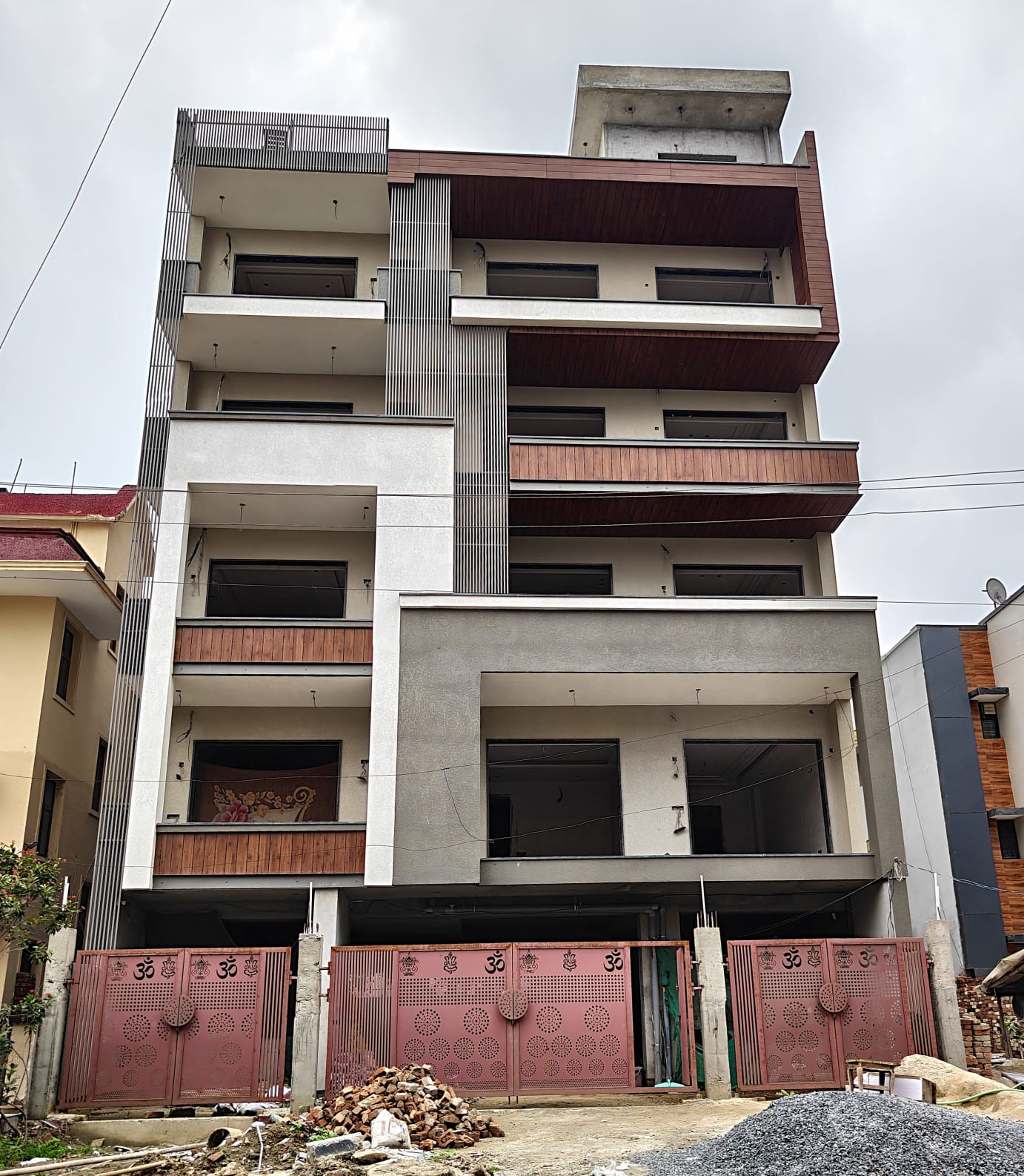 4 BHK Builder Floor, Mayfield Garden, Block N, Gurgaon