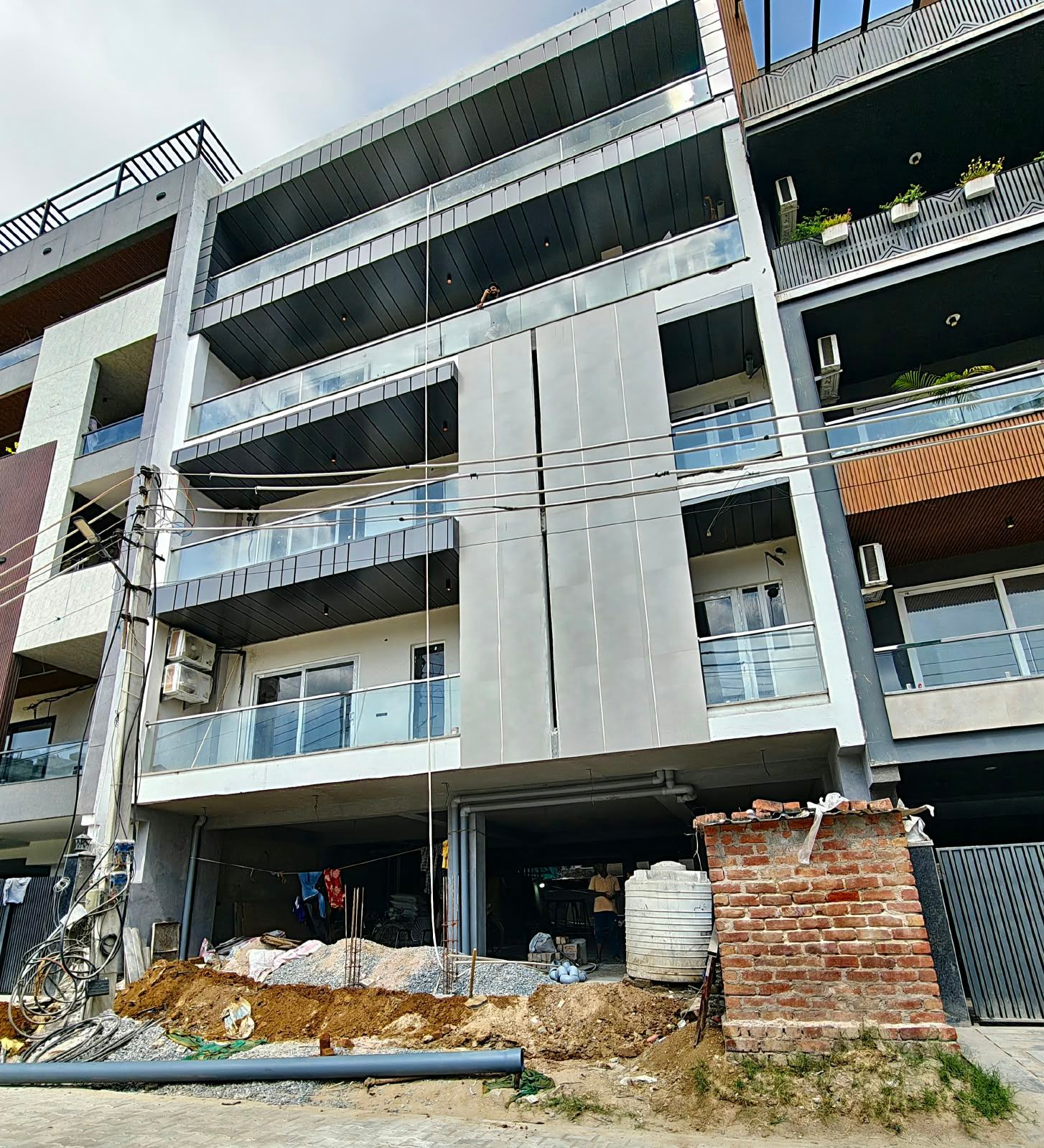 4 BHK Builder Floor, Avenue 49, Gurgaon
