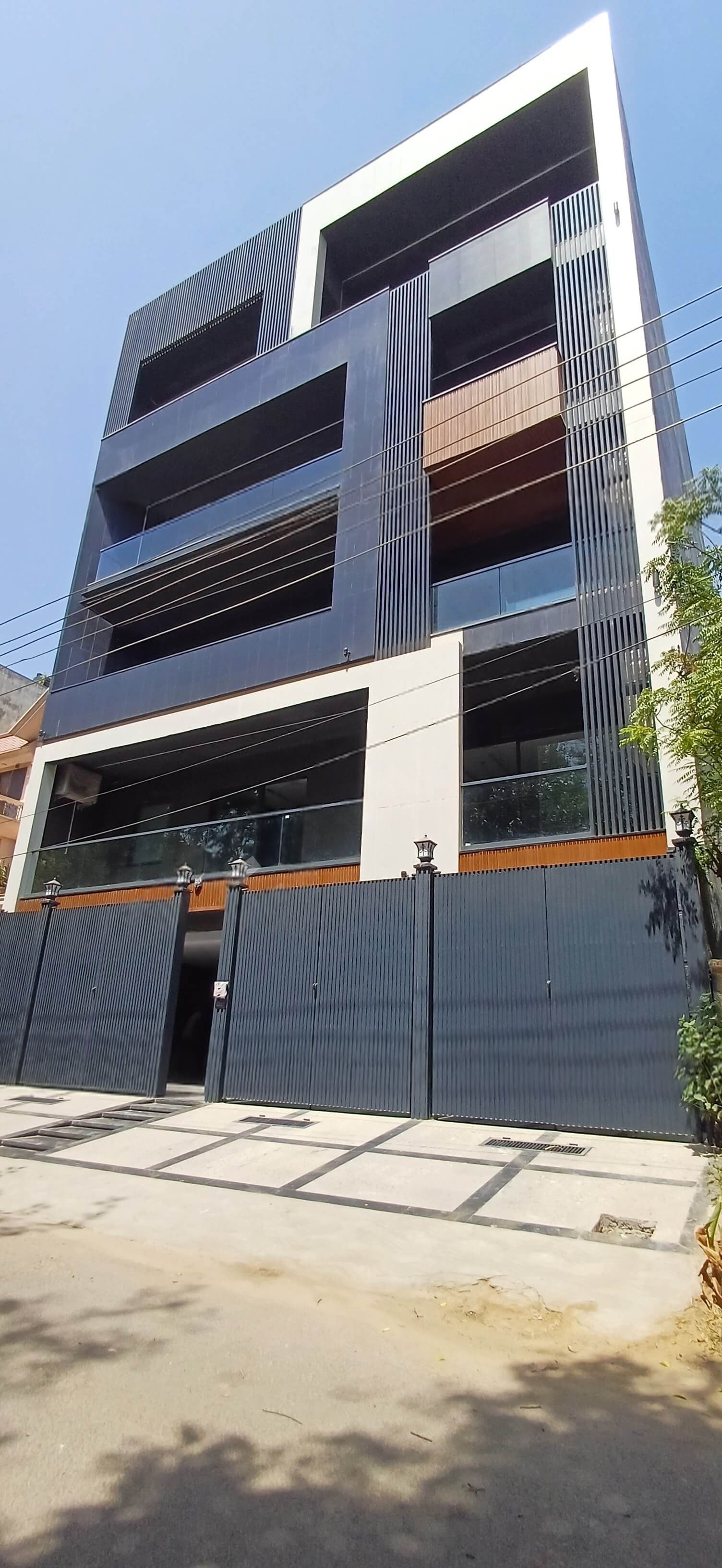 DLF Phase 2, Block L