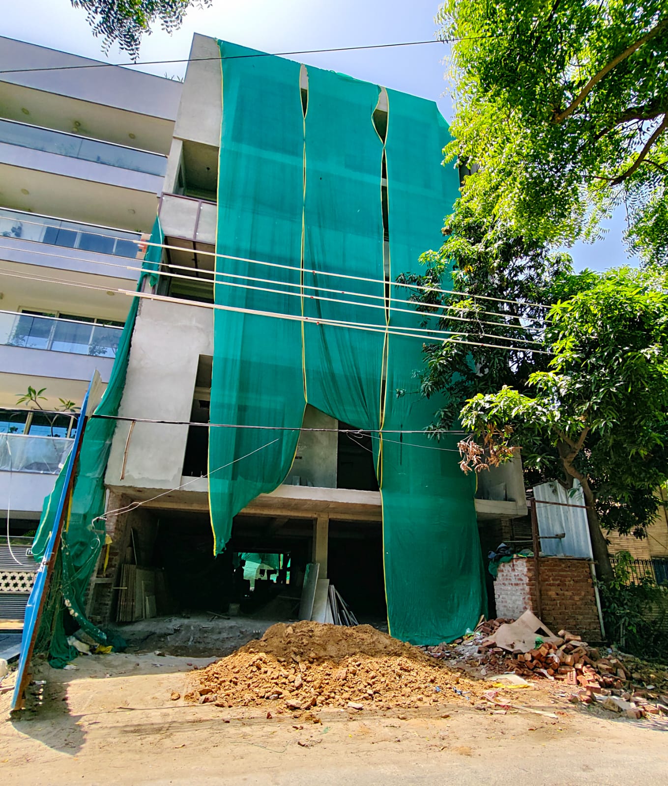 DLF Phase 2, Block M