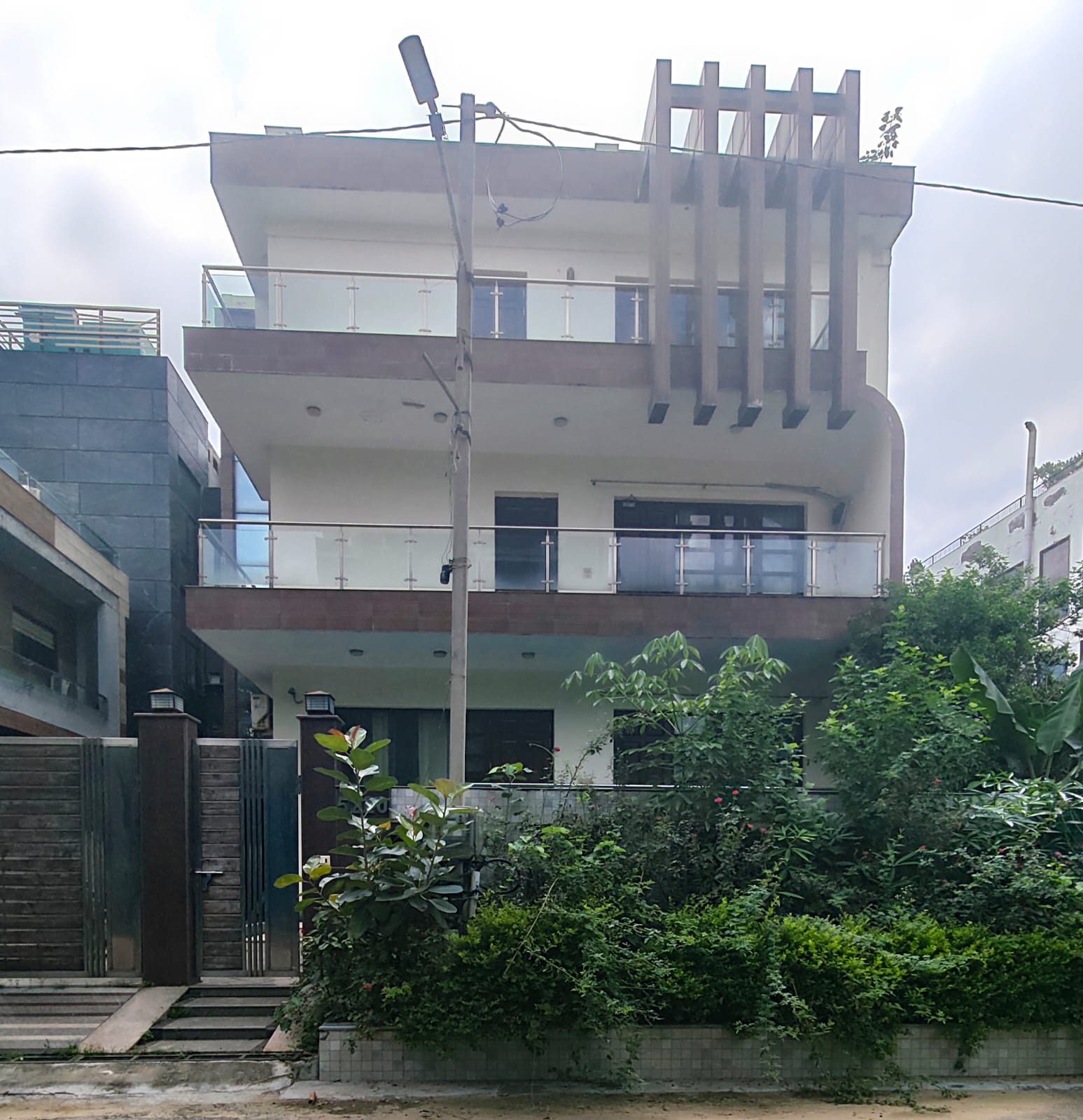 4 BHK Builder Floor, DLF Phase 4, Gurgaon