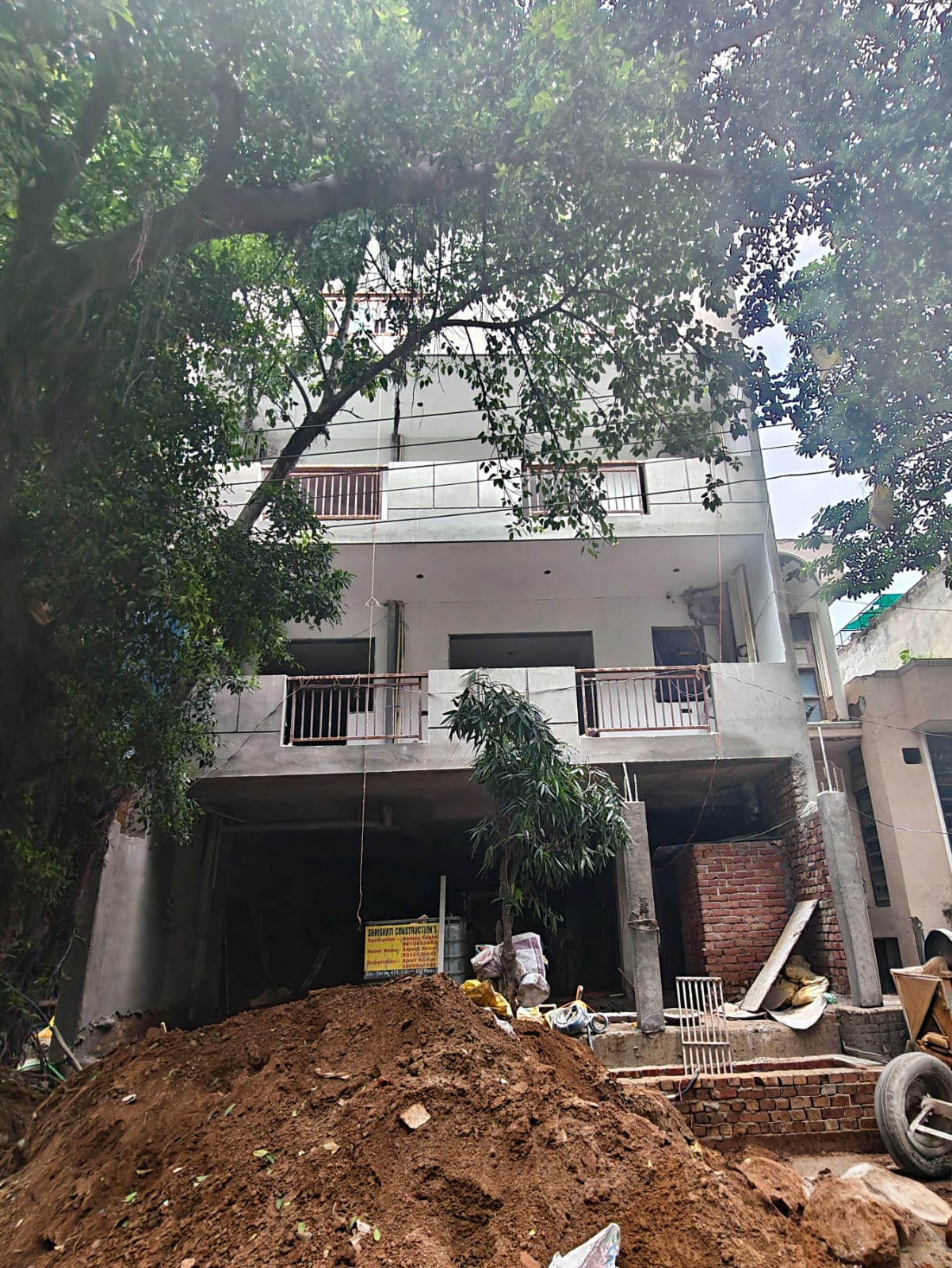 3 BHK Builder Floor, DLF Phase 1, Block H, Gurgaon