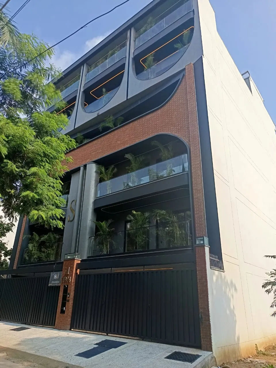 DLF Phase 1, Block A