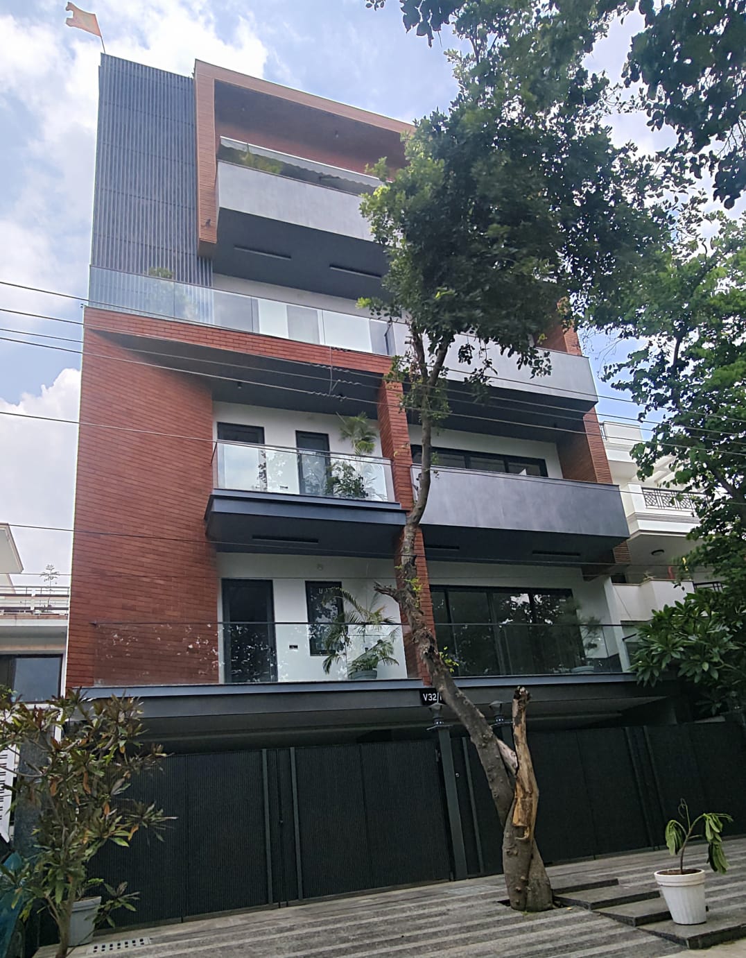 4 BHK Builder Floor, DLF Phase 3, Block V, Gurgaon