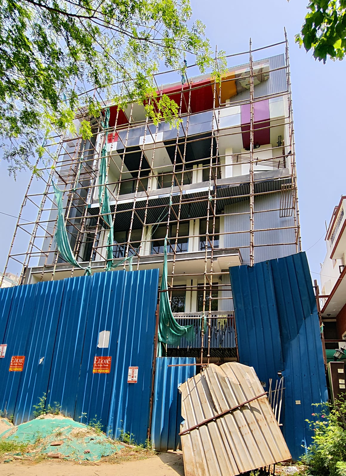DLF Phase 2, Block P