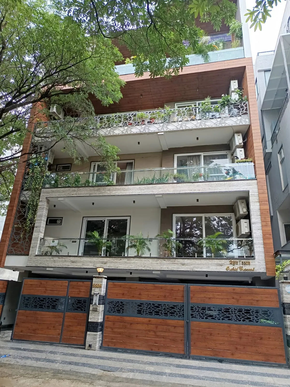 4 BHK Builder Floor, DLF Phase 4, Gurgaon