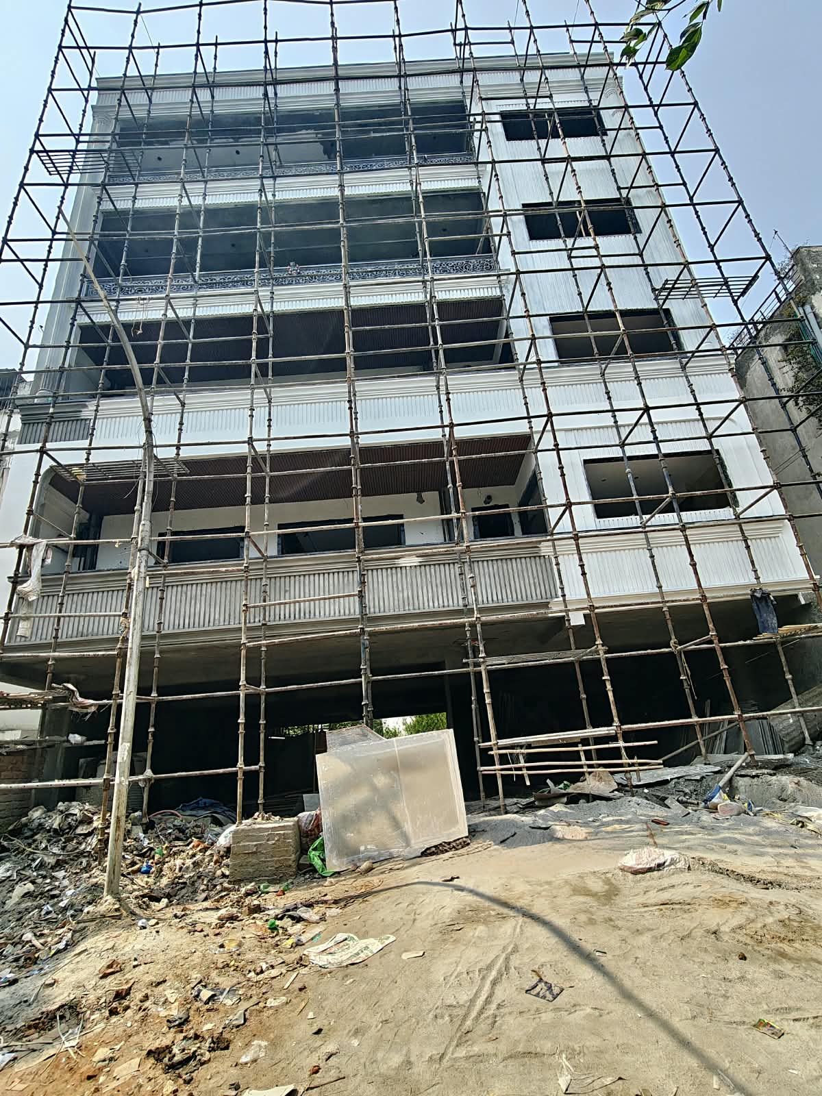 4 BHK Builder Floor, Sushant Lok 3, Block B, Gurgaon