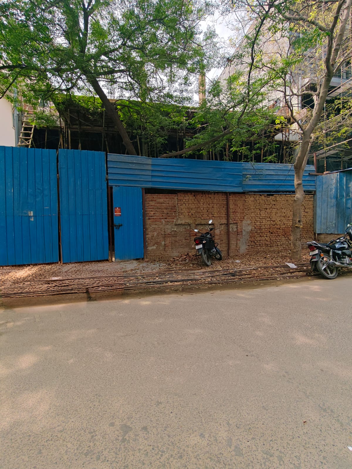 DLF Phase 3, Block V