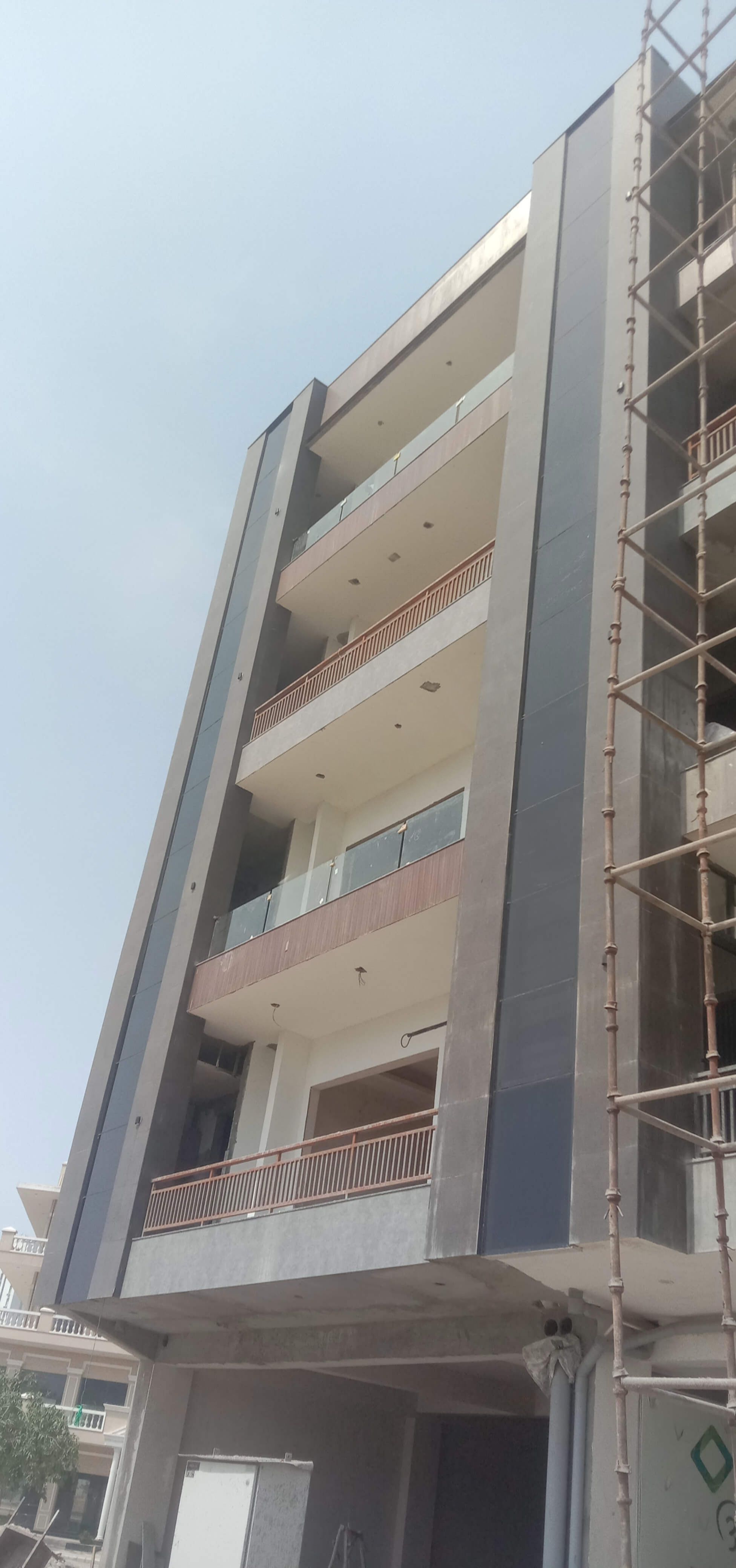 Orris Atulyam 83