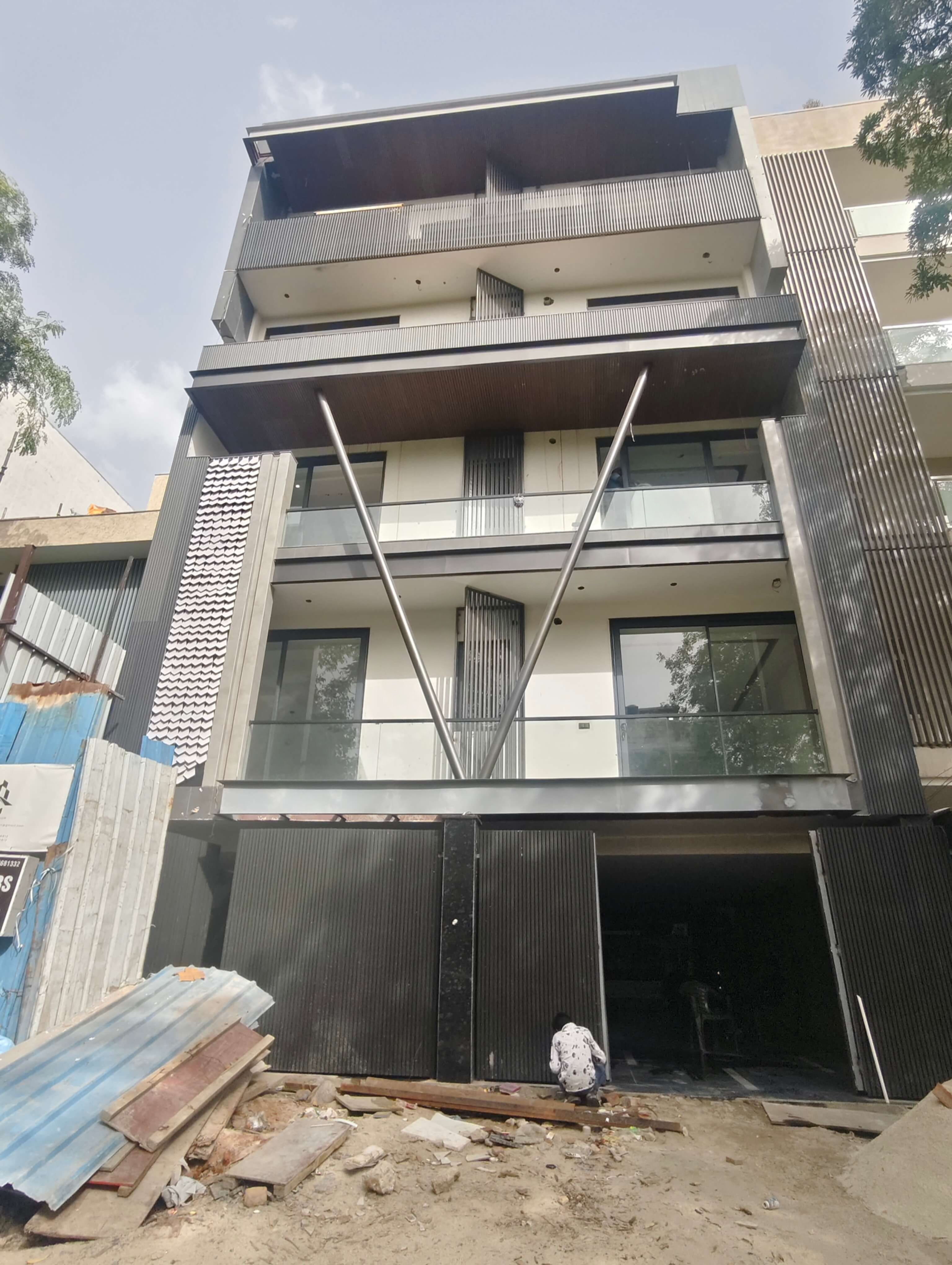 DLF Phase 2, Block L
