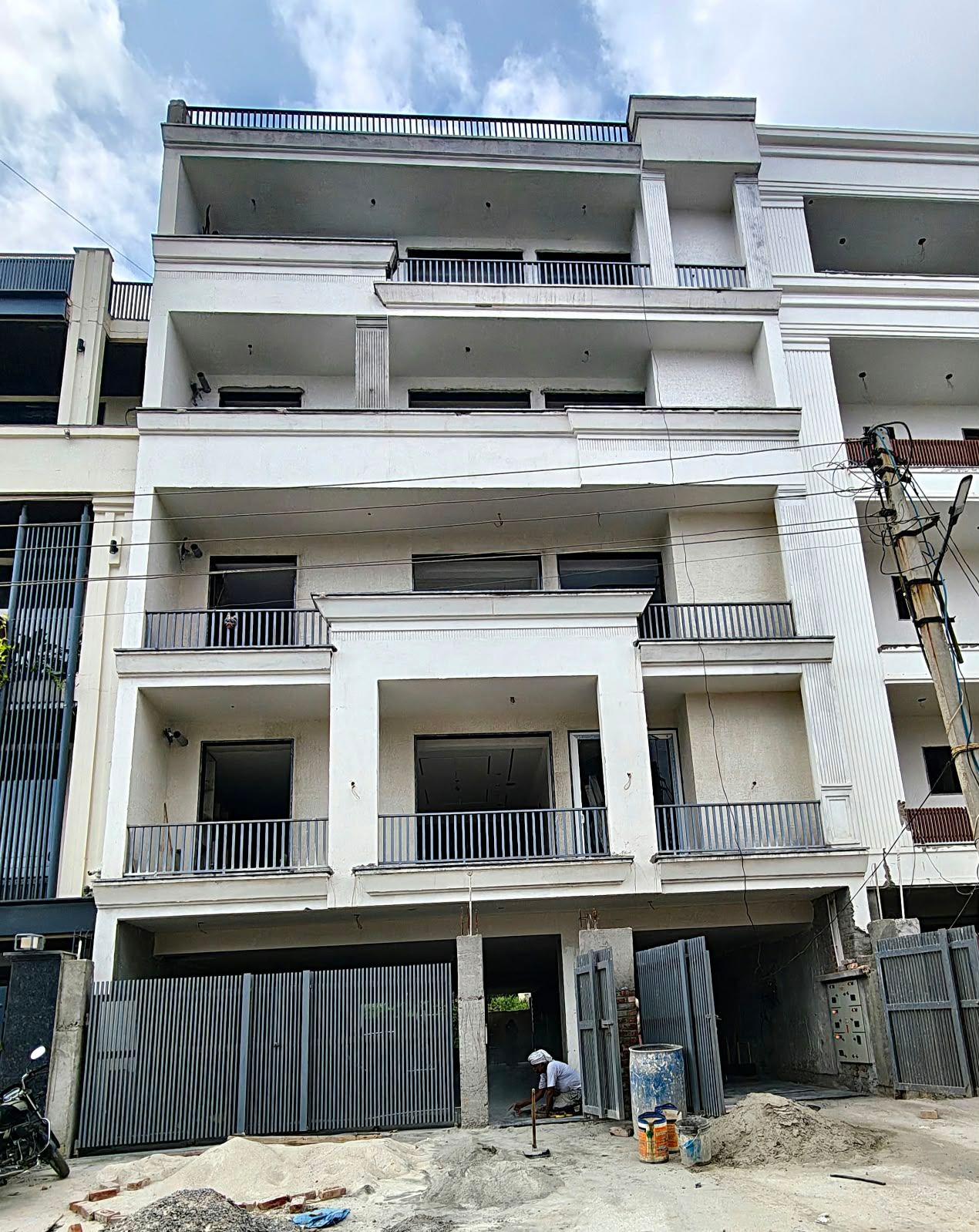 4 BHK Builder Floor, Avenue 49, Gurgaon