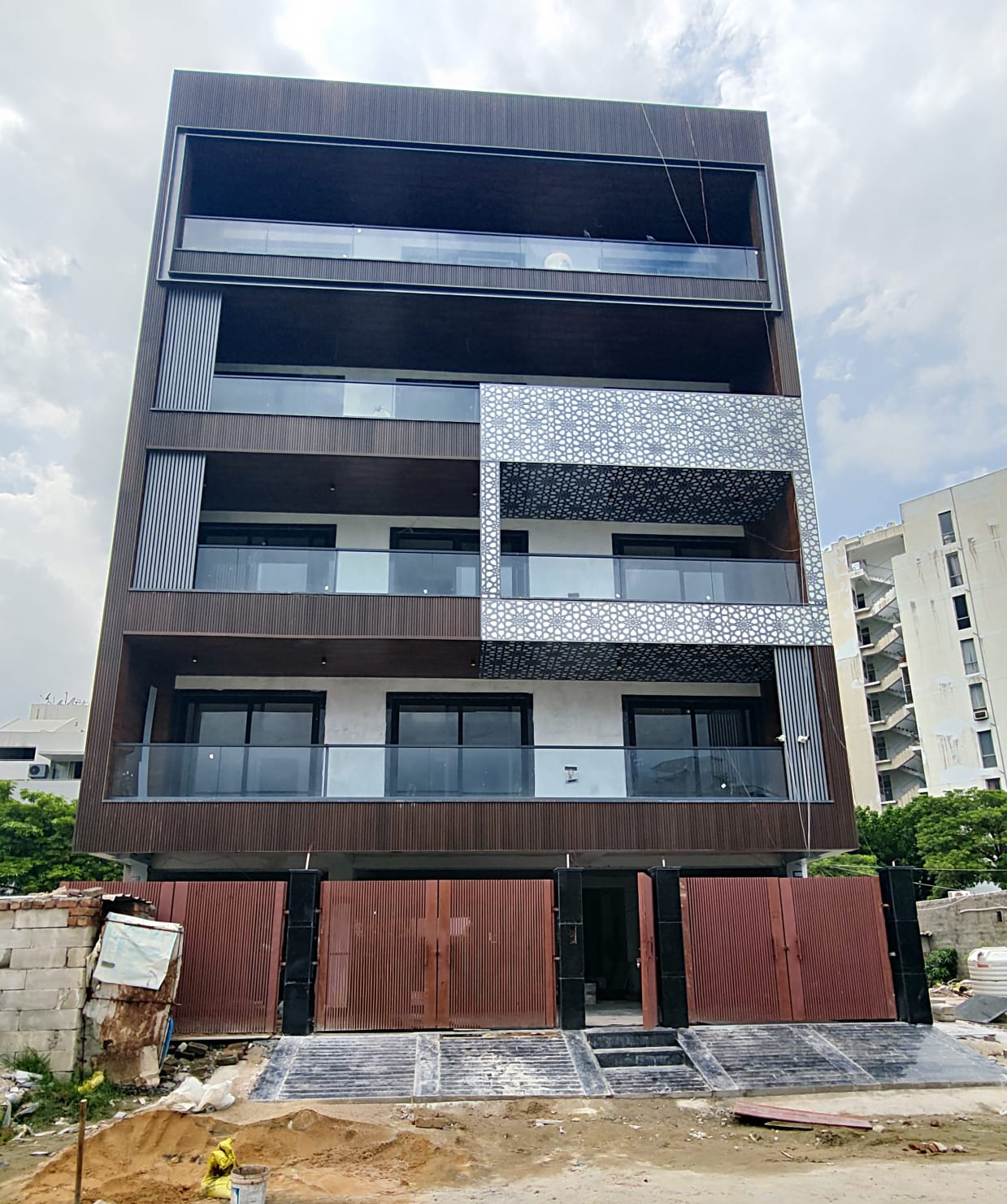 4 BHK Builder Floor, Sector 83, Gurgaon