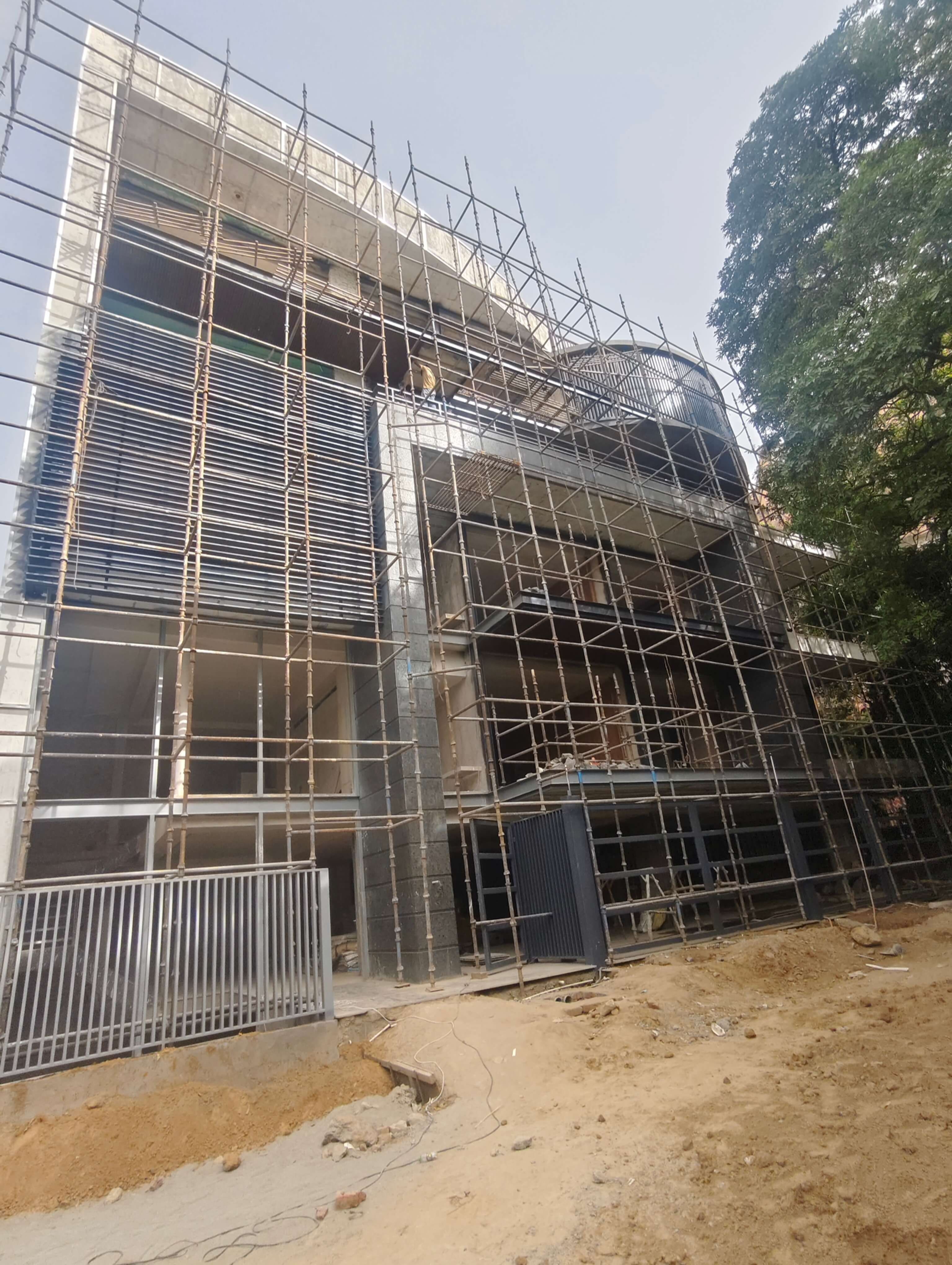 DLF Phase 2, Block L