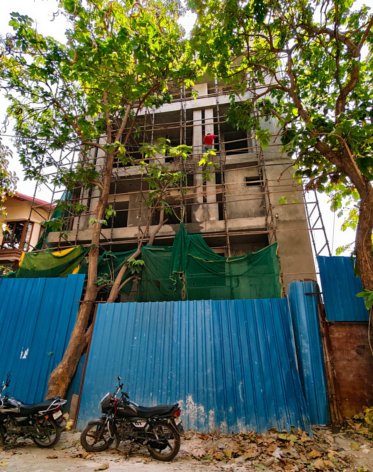 DLF Phase 1, Block H