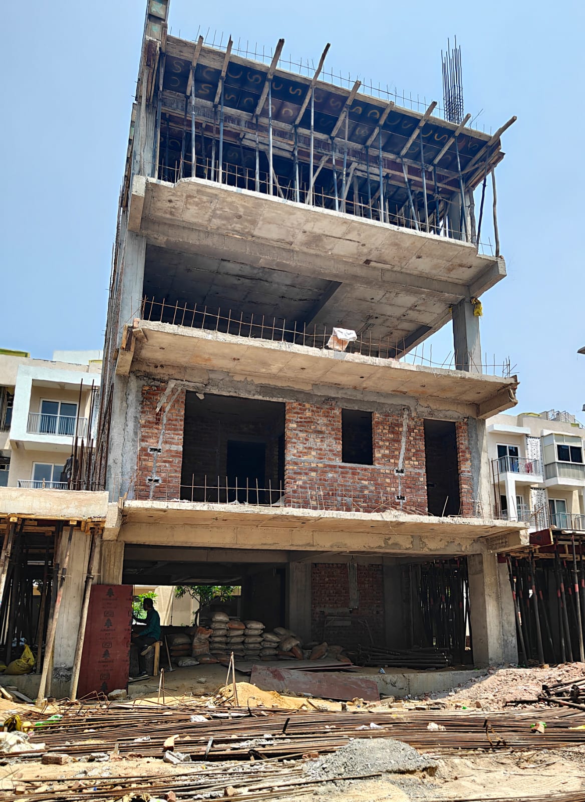 Orris Woodview Residencies
