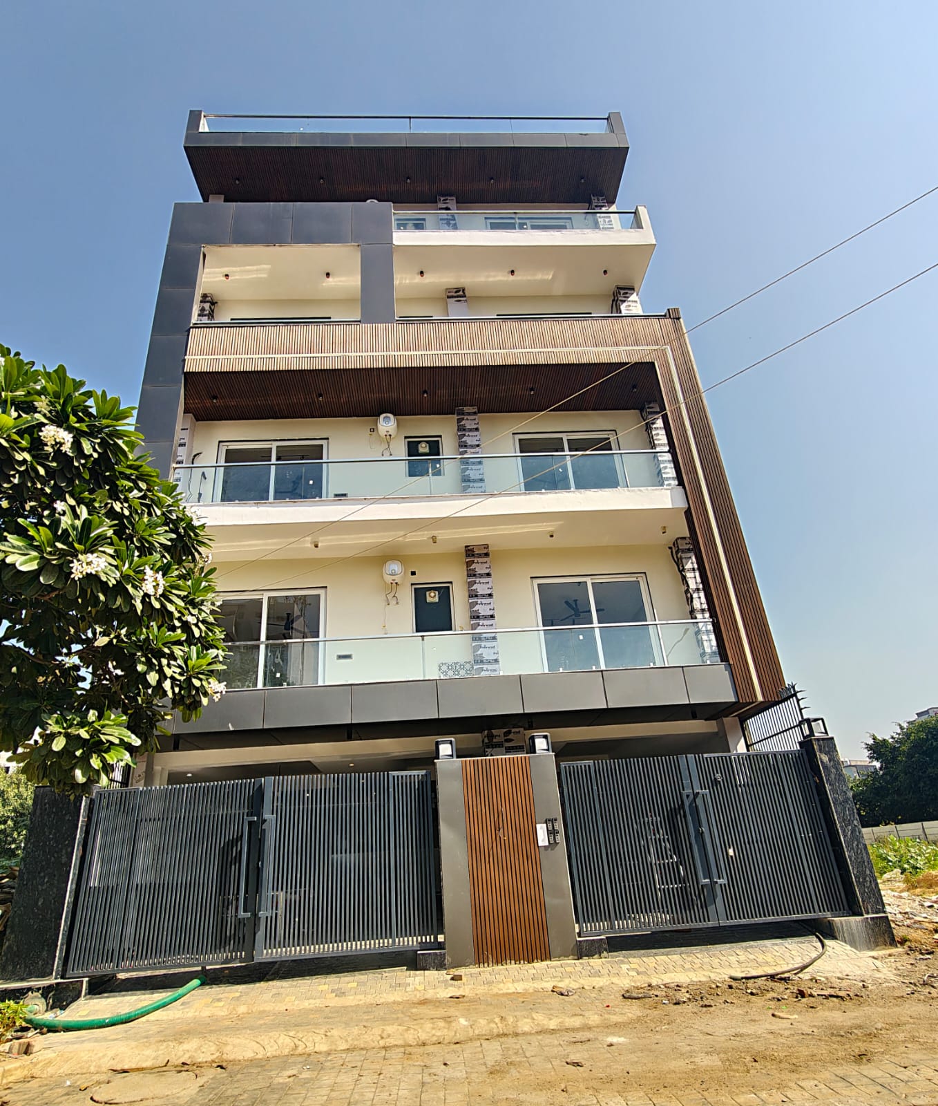 3 BHK Builder Floor, Ireo City Sector 60, Gurgaon