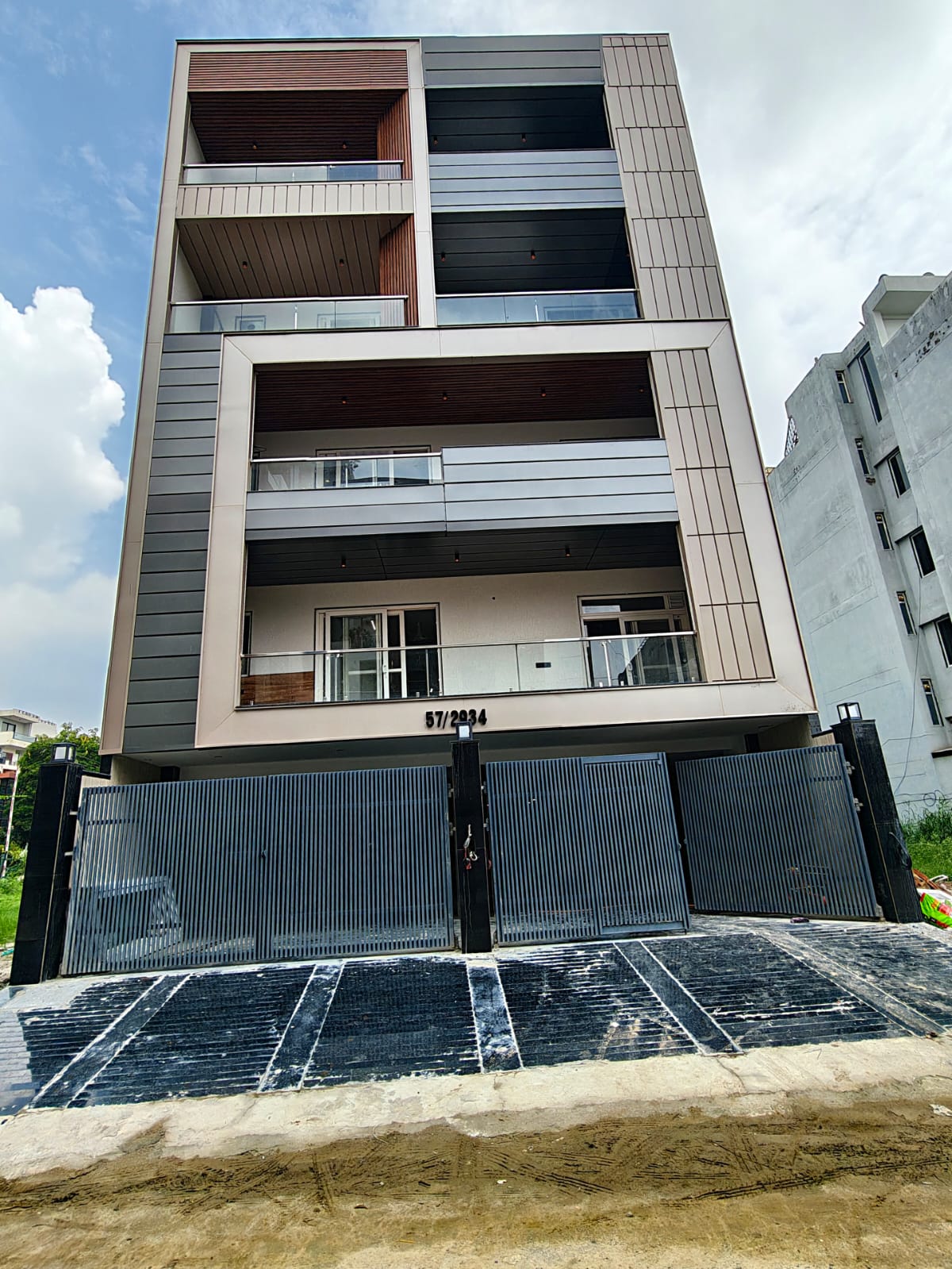 4 BHK Builder Floor, Sector 57, Gurgaon