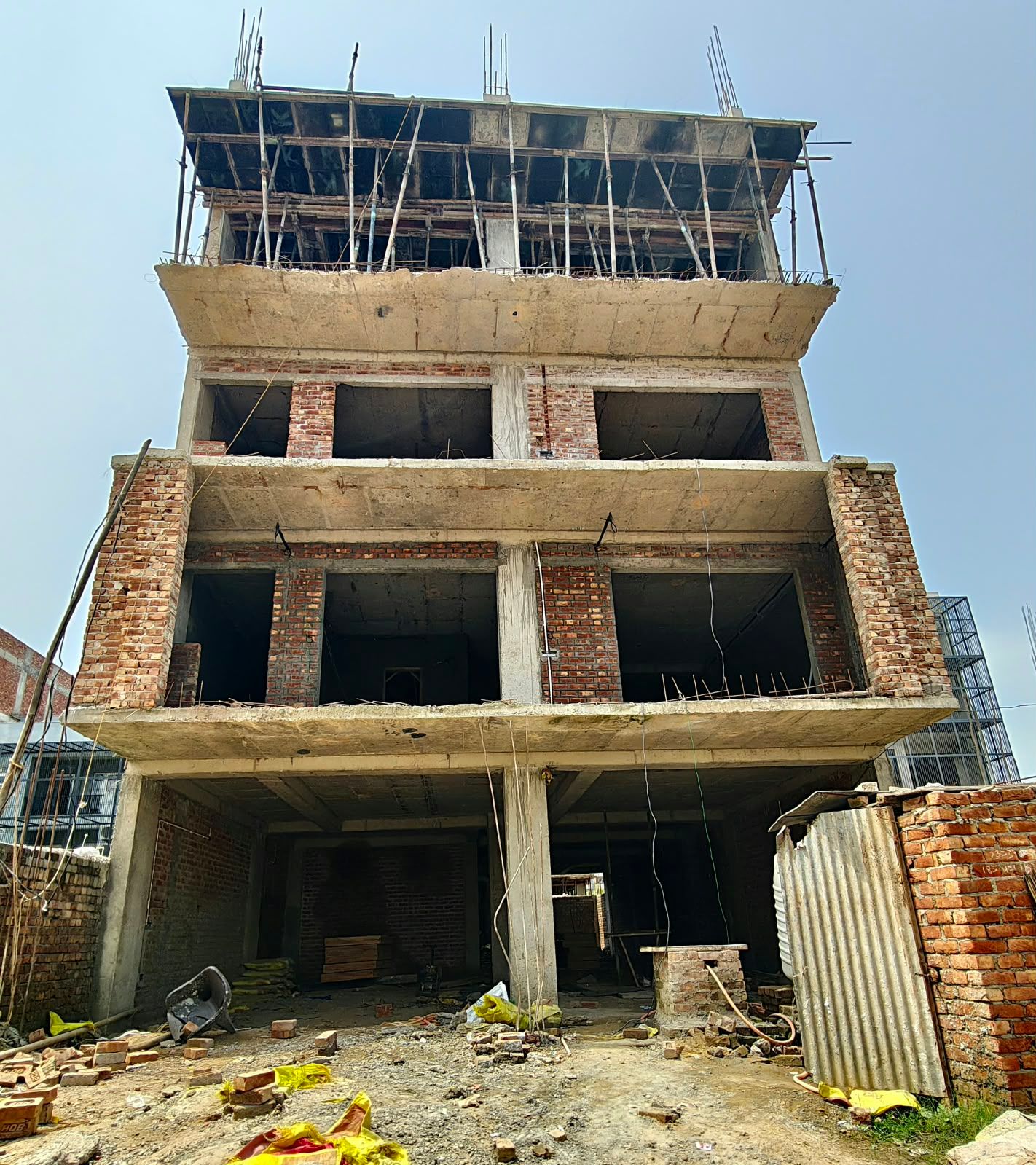 4 BHK Builder Floor, Ansal Esencia & Versalia, Gurgaon