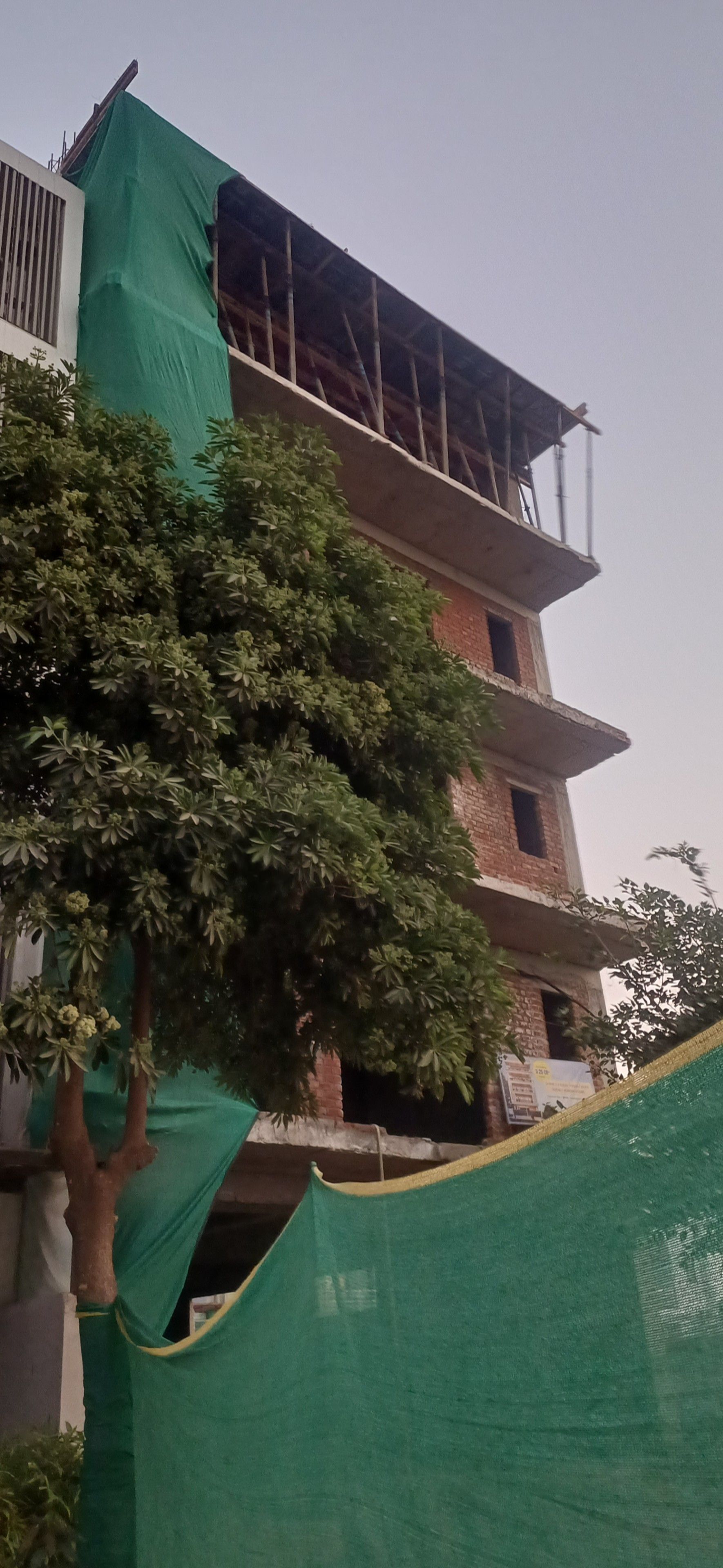 DLF Garden City