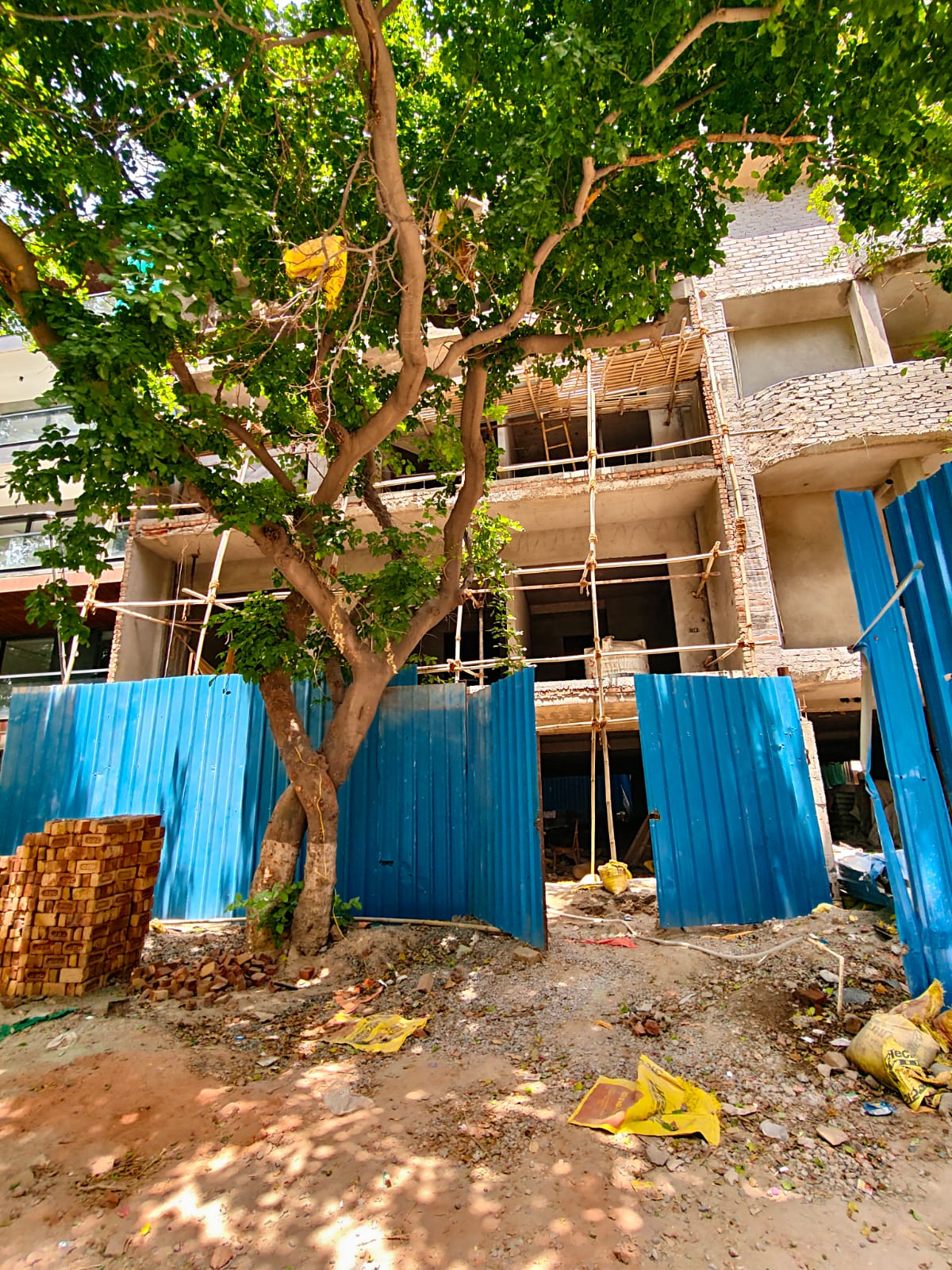 DLF Phase 2, Block P