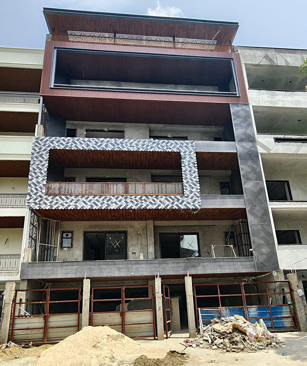 4 BHK Builder Floor, Palam Vihar, Block H, Gurgaon