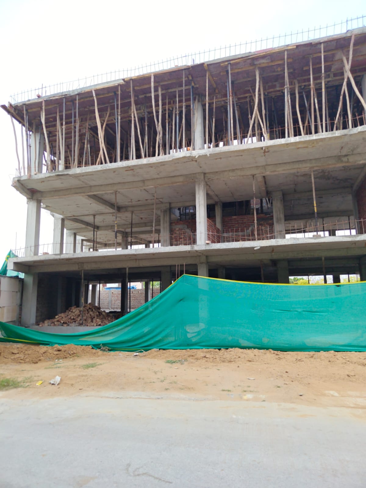 Orris Woodview Residencies