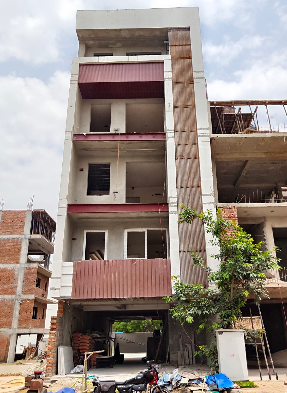 Orris Atulyam 83