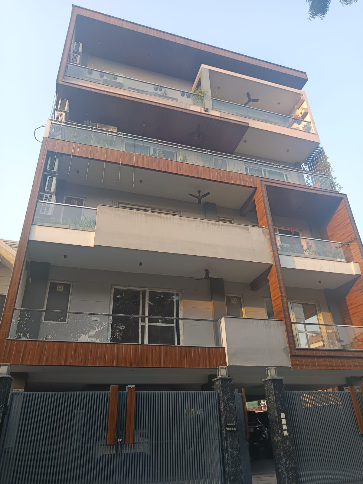 Mayfield Garden, Block N