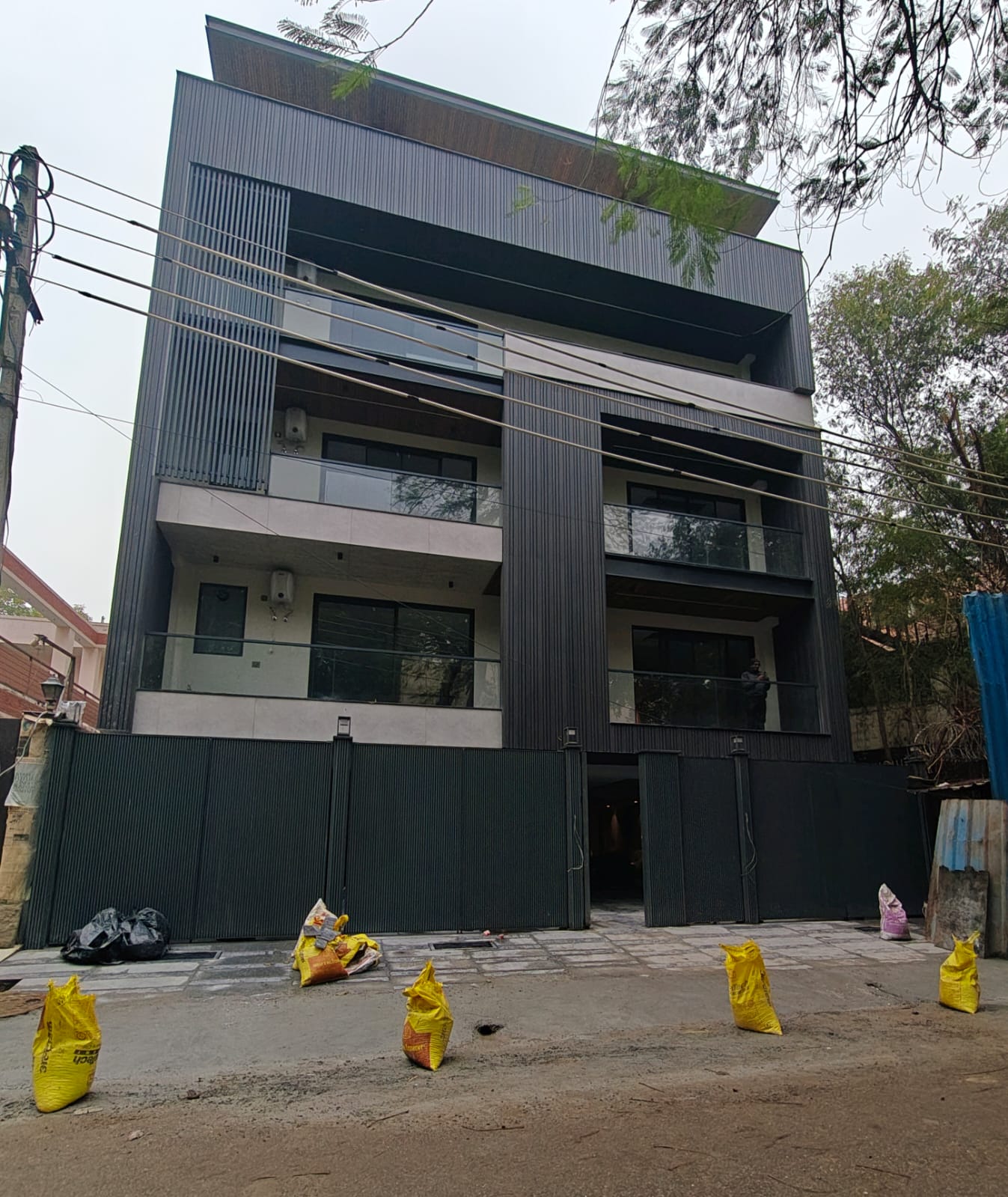 DLF Phase 2, Block L