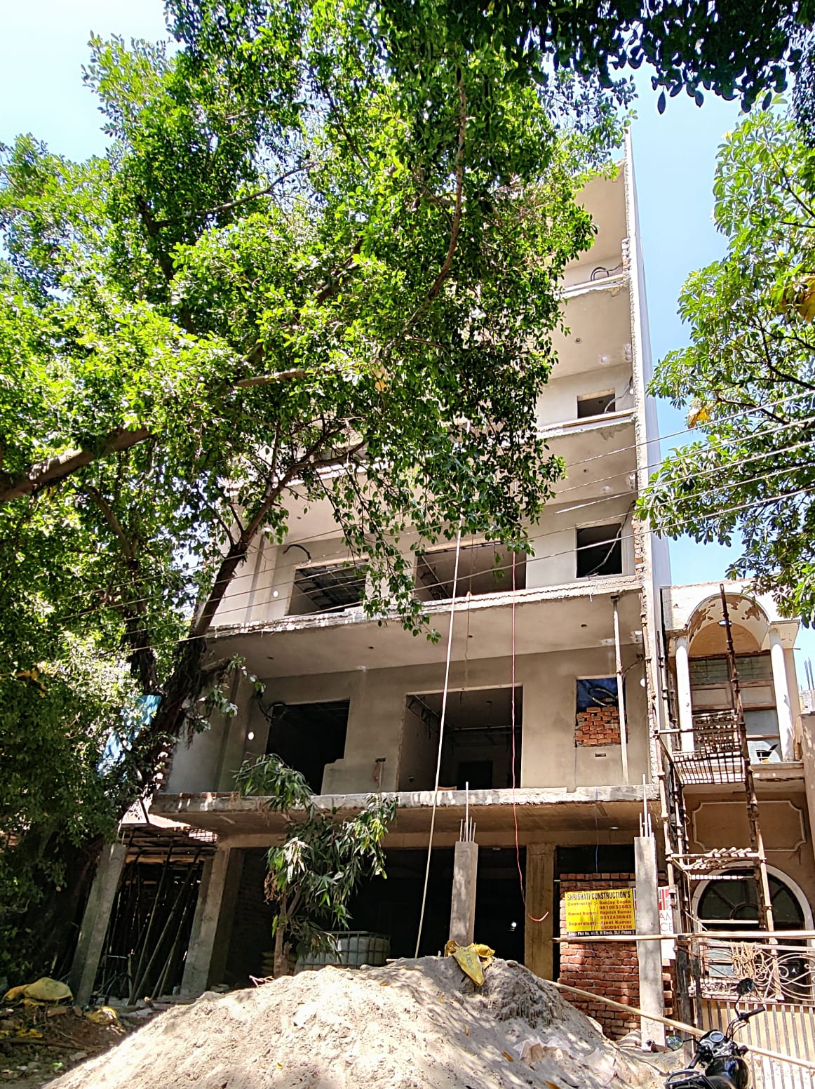 DLF Phase 1, Block H