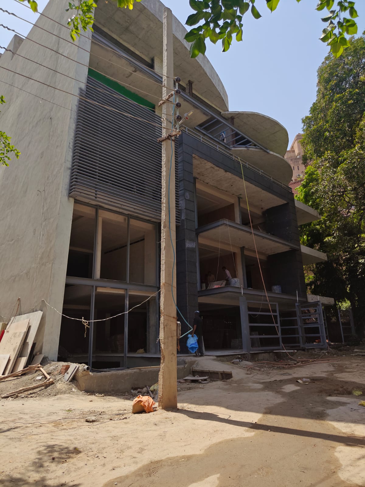 DLF Phase 2, Block L