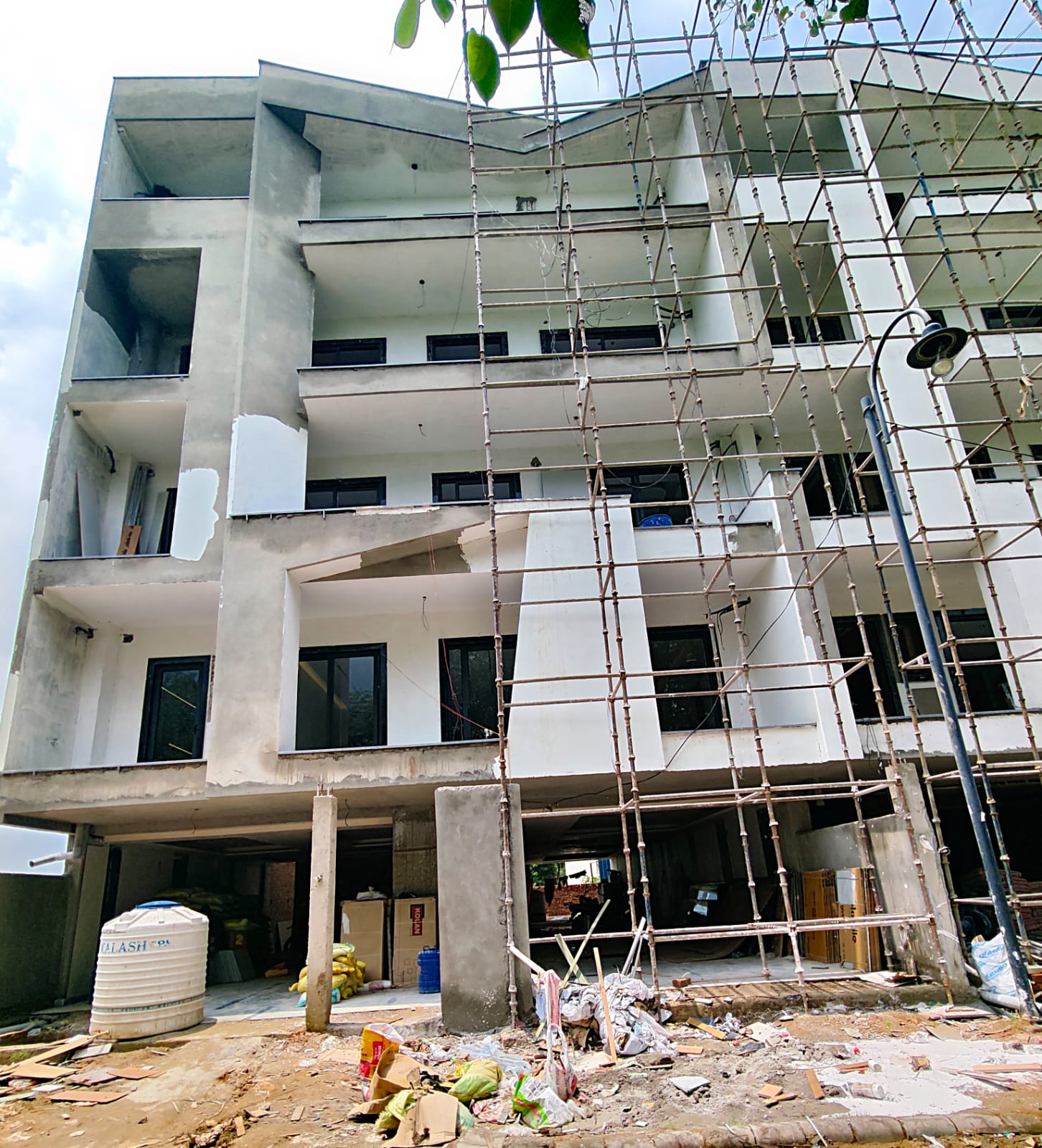 4 BHK Builder Floor, Anant Raj Estate, Gurgaon