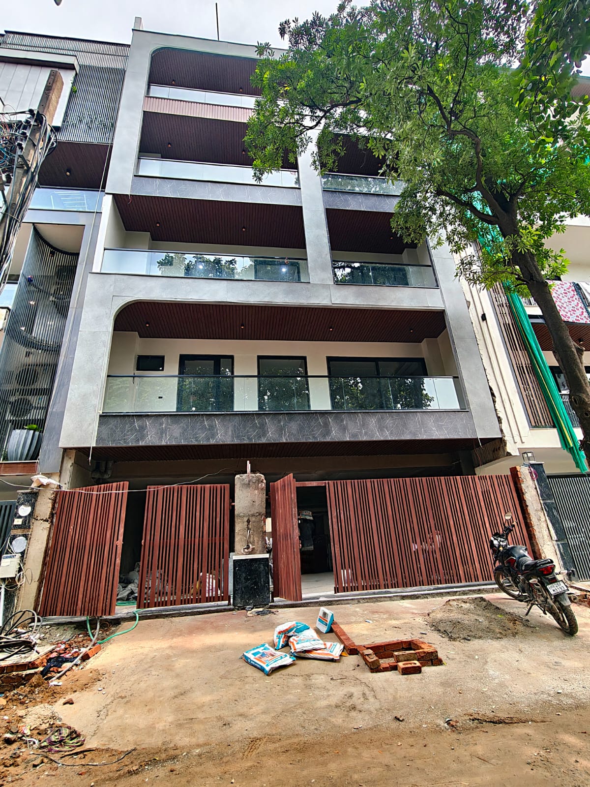 4 BHK Builder Floor, Sushant Lok 1, Block C, Gurgaon