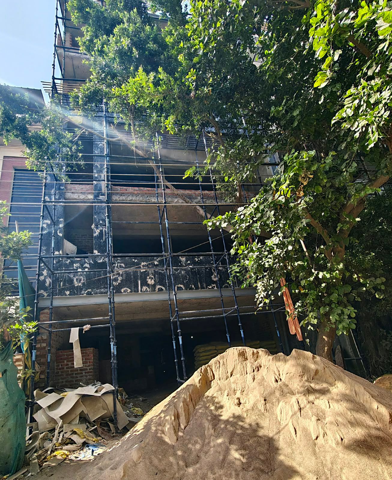 3 BHK Builder Floor, DLF Phase 1, Block H, Gurgaon