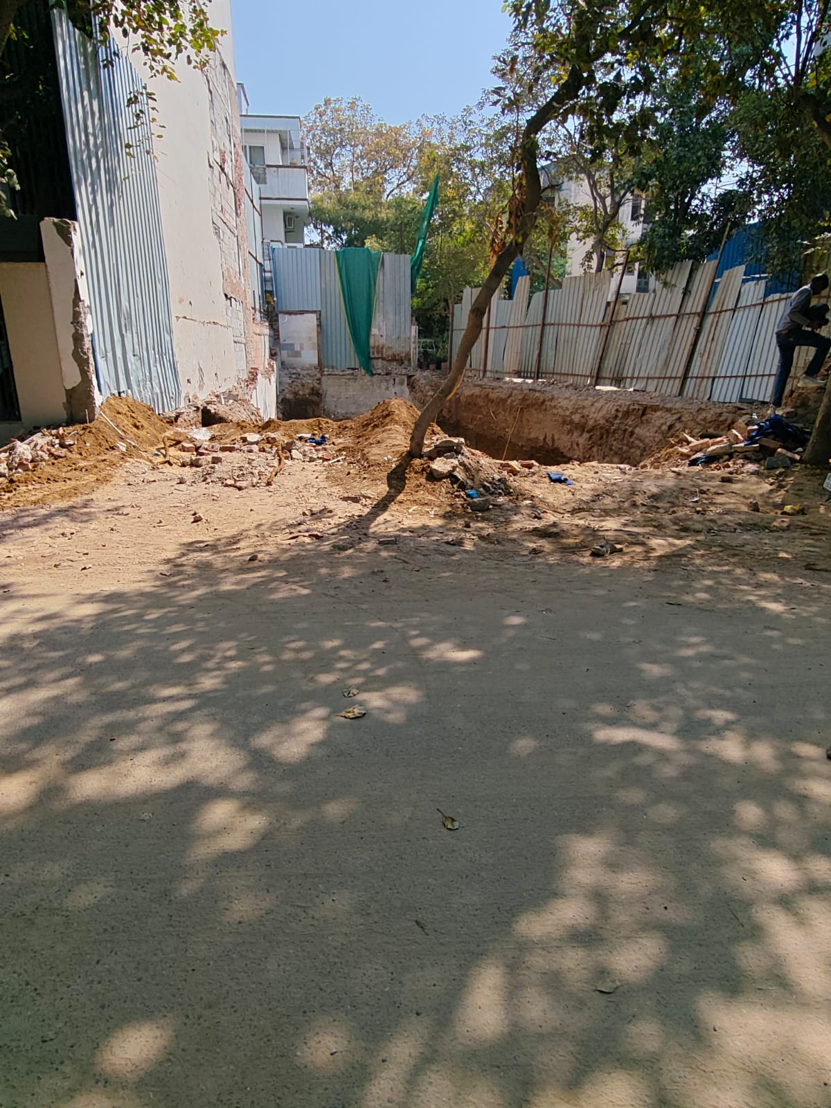 DLF Phase 1, Block F