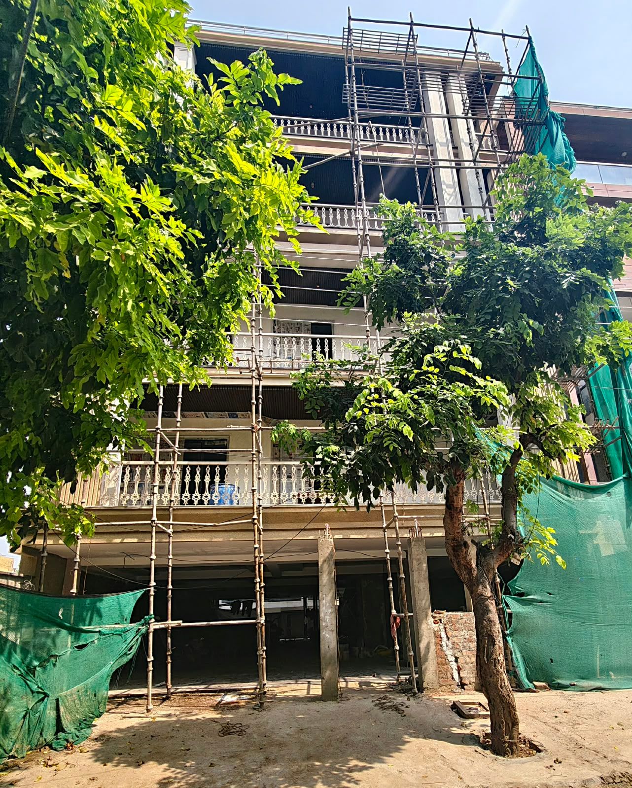 4 BHK Builder Floor, Sushant Lok 2, Block D, Gurgaon