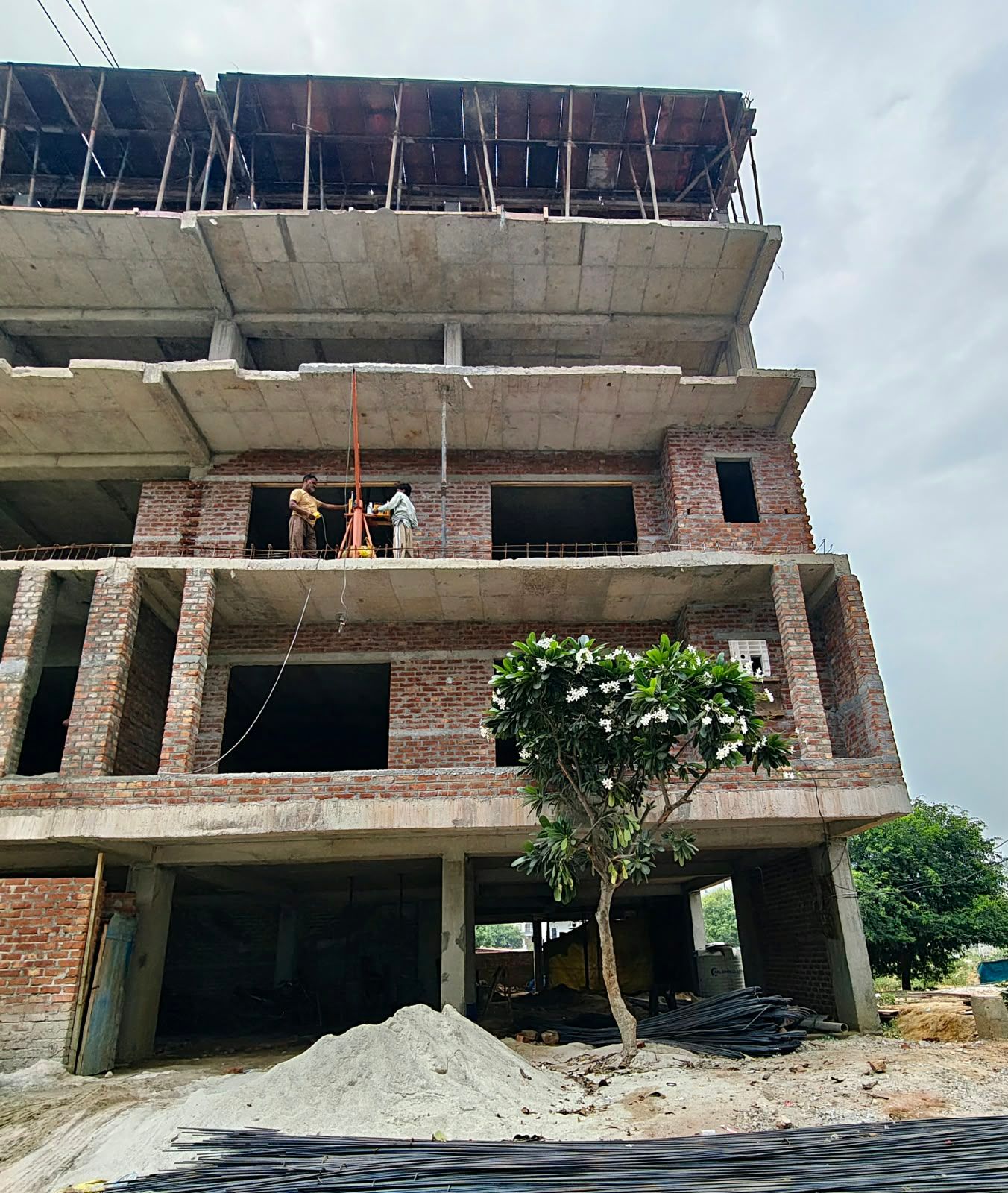 4 BHK Builder Floor, Ansal Esencia & Versalia, Gurgaon
