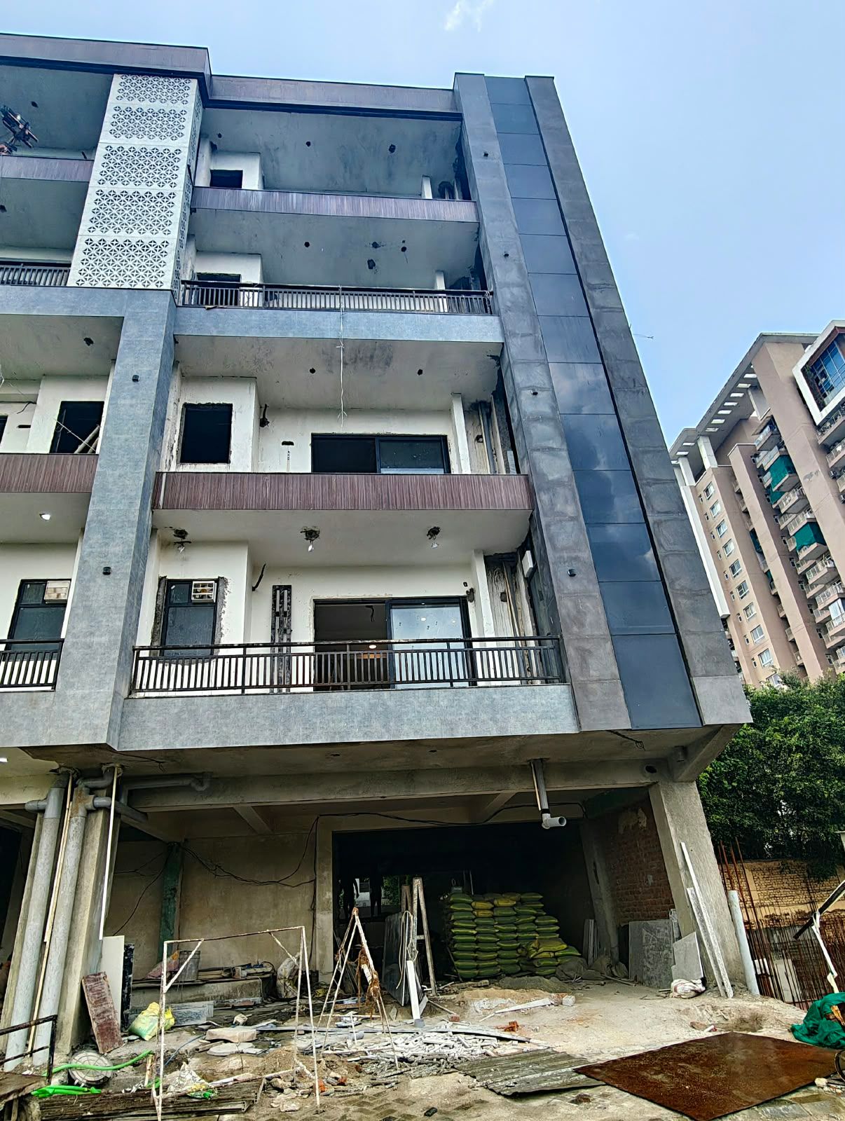 3 BHK Builder Floor, Orris Atulyam 83, Gurgaon