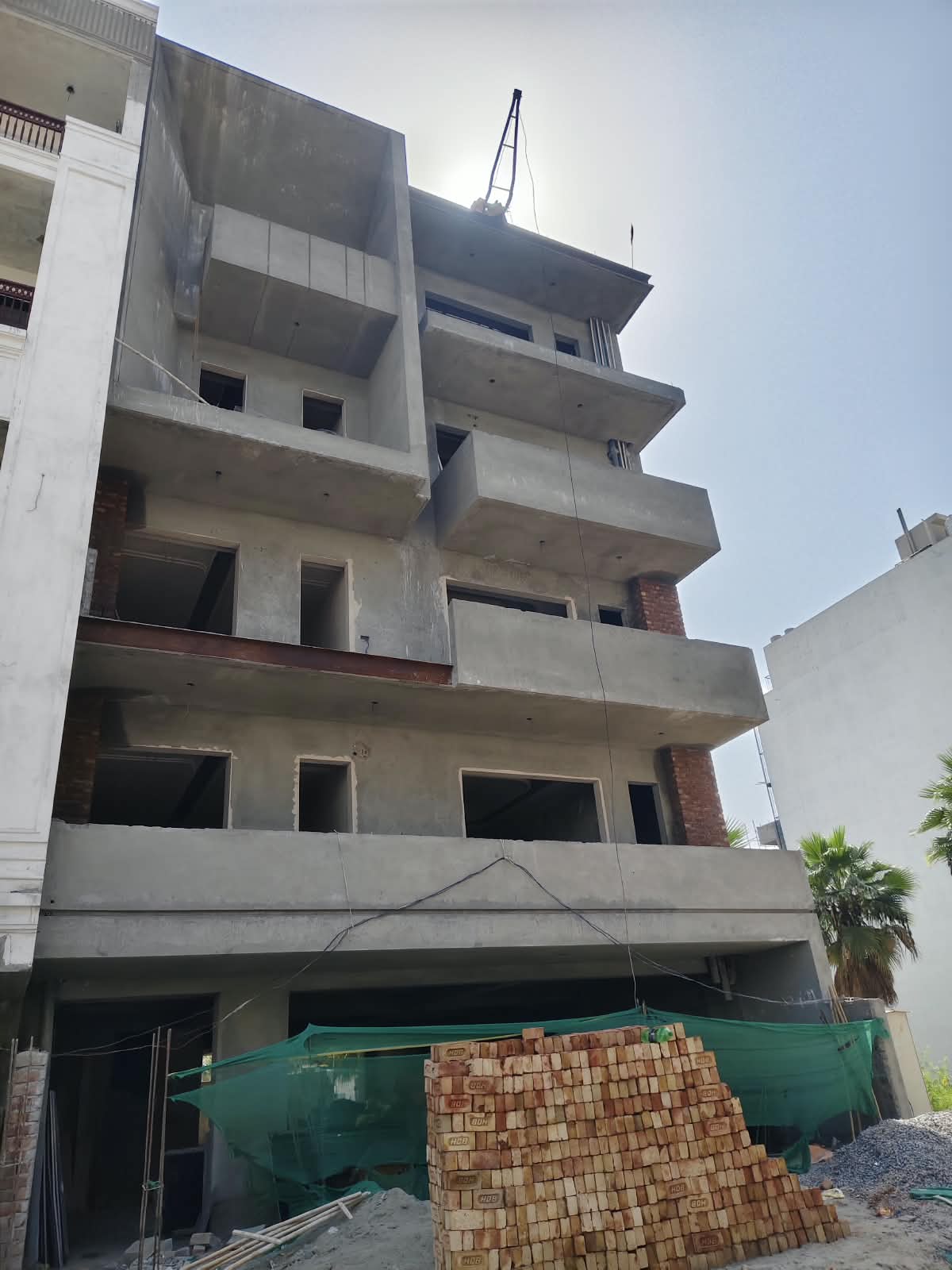 4 BHK Builder Floor, Ansal Esencia & Versalia, Gurgaon